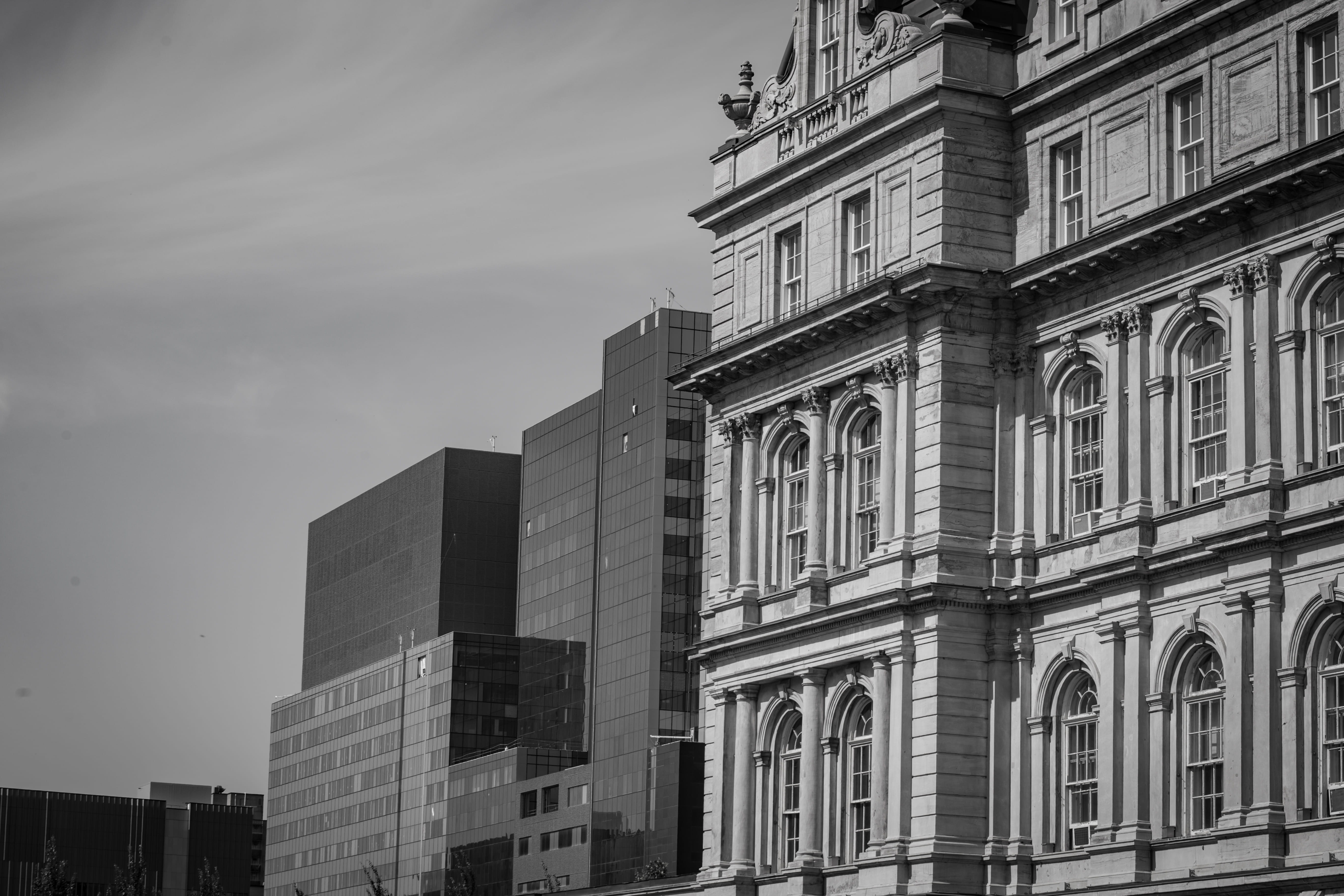 skyscraper, no people, cloud - sky, downtown, landmark, new, building, old, urban, glass, city, day, city life, outdoors, history, white, contrast, building exterior, HD Wallpaper