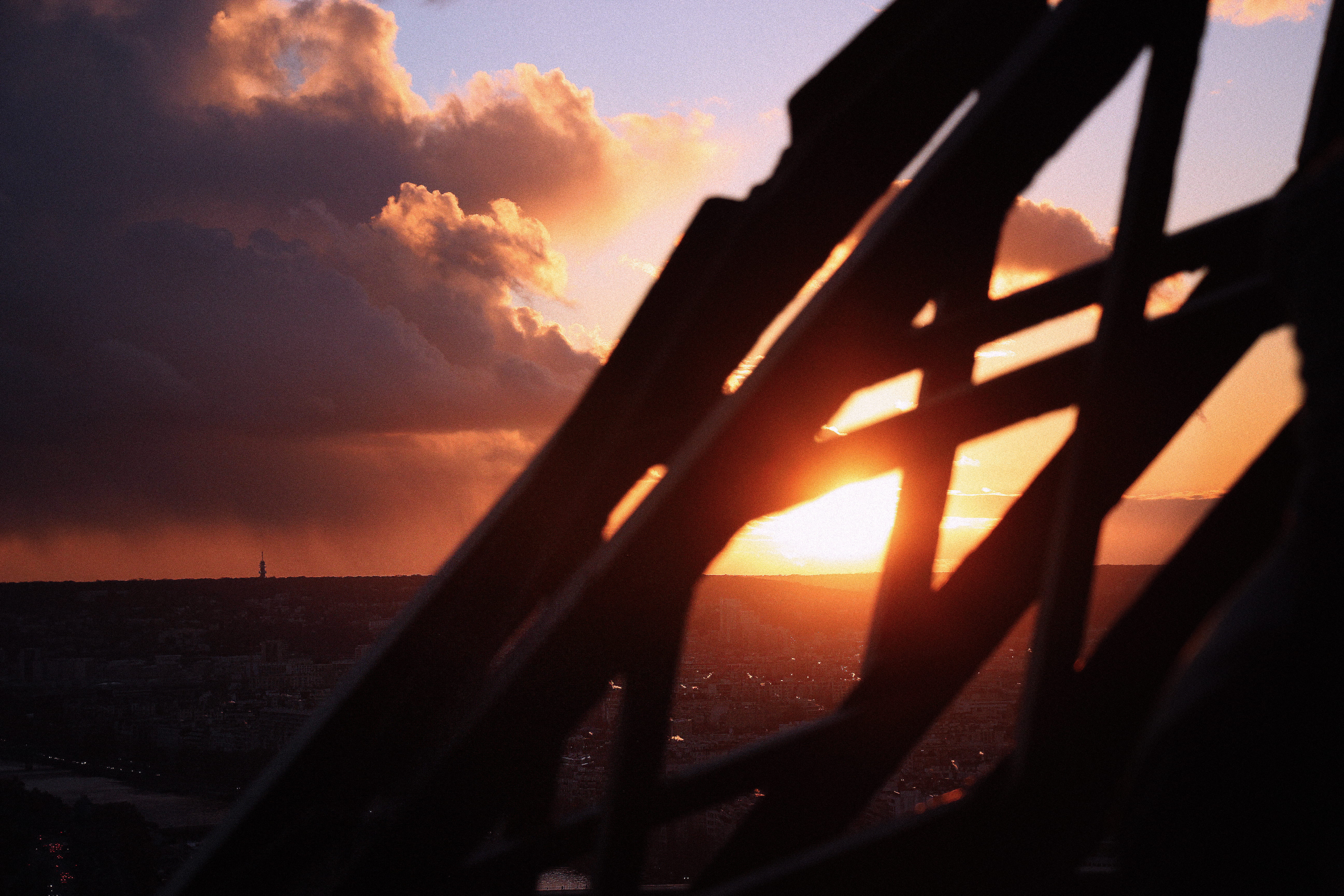 5K, dramatic sky, tranquility, cloud - sky, sky, weather, architecture, shadow, tour eiffel - parc du champ-de-mars, beauty in nature, sunbeam, no people, HD Wallpaper
