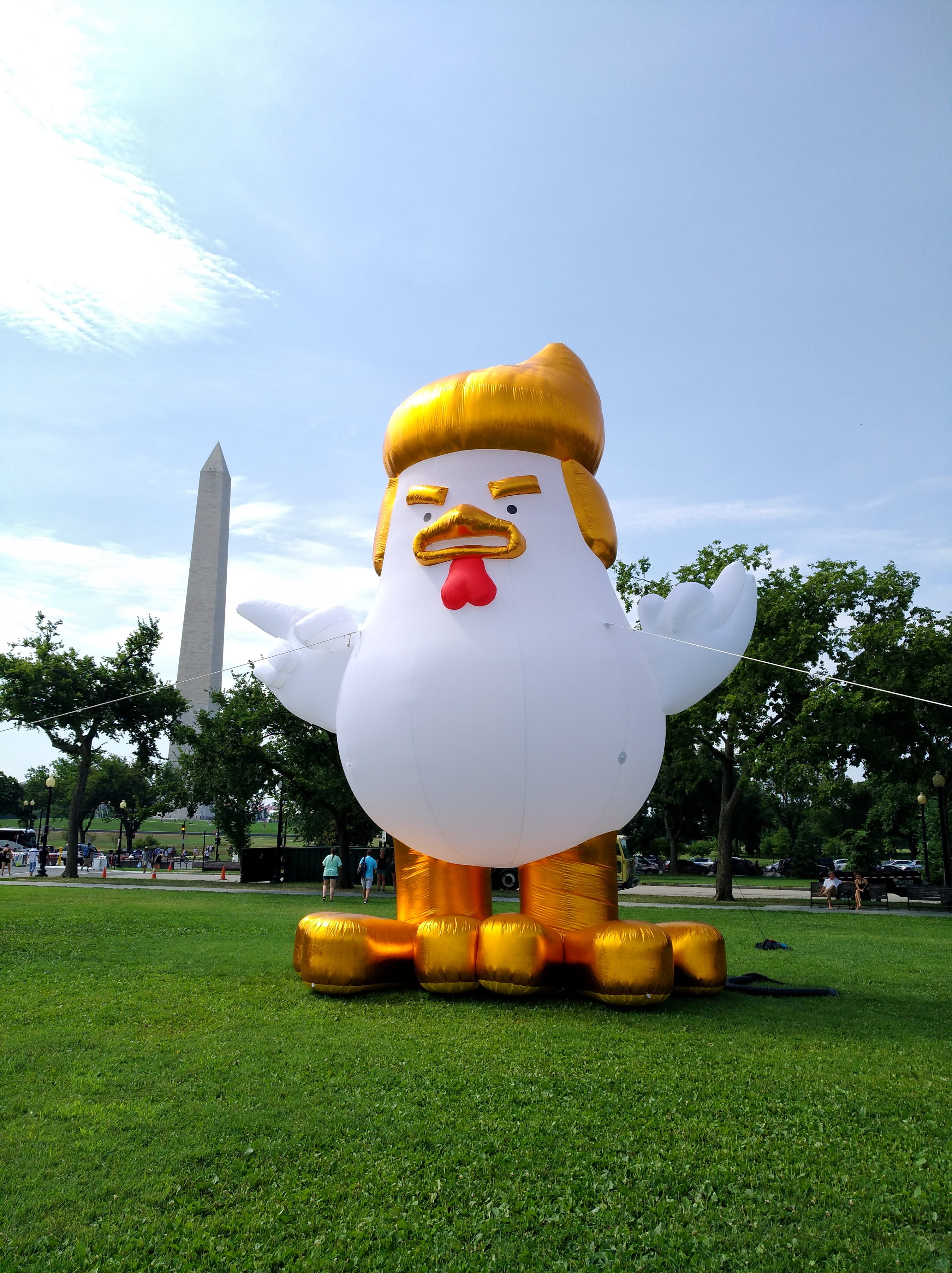 lawn, usa, creativity, grass, plant, sky, washington, yellow, district of columbia, 4K, representation, park - man made space, cloud - sky, sculpture, Phone HD Wallpaper