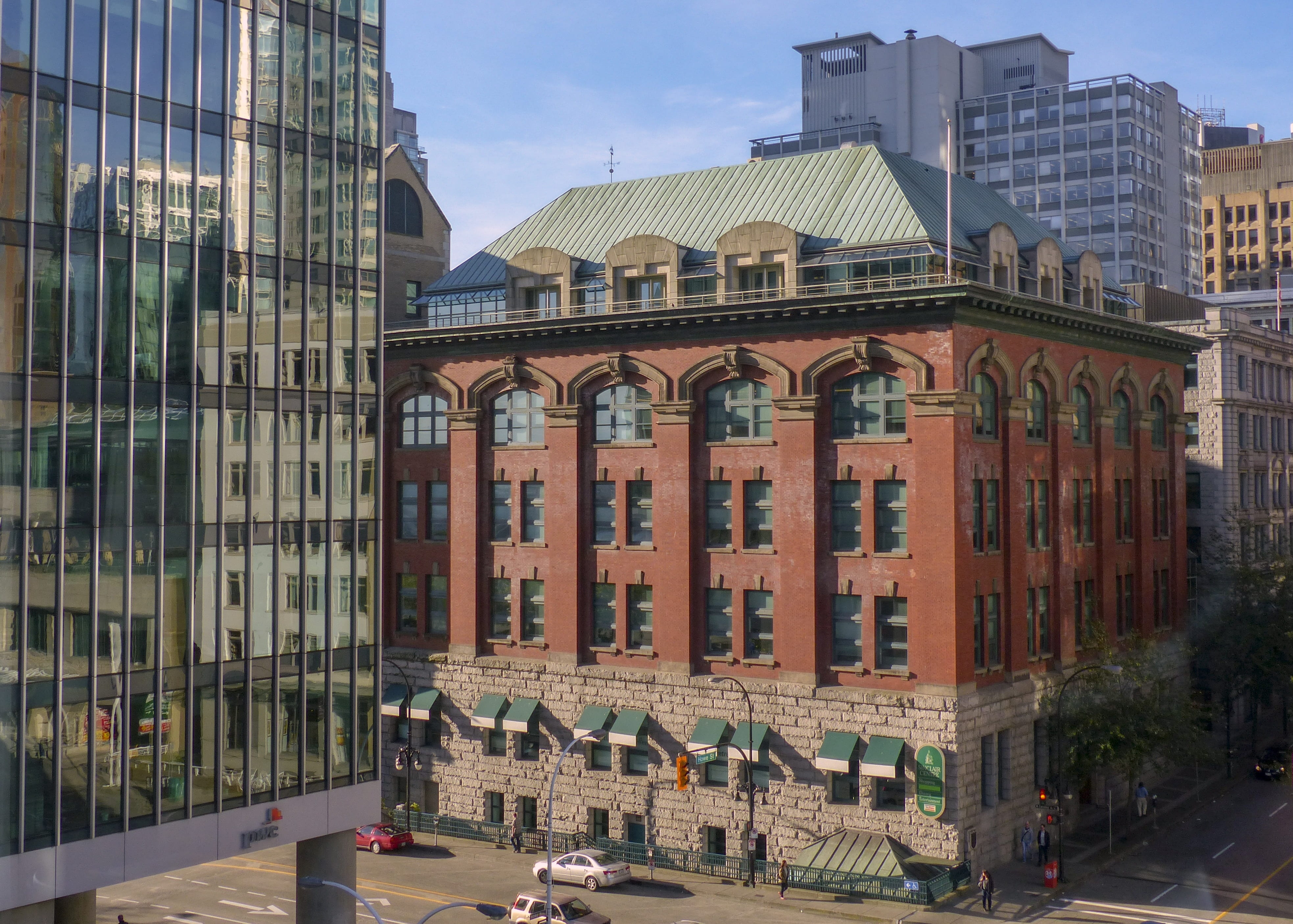 window, cityscape, street, architecture, incidental people, building, skyscraper, city, day, nature, glass - material, travel, outdoors, vancouver, travel destinations, HD Wallpaper