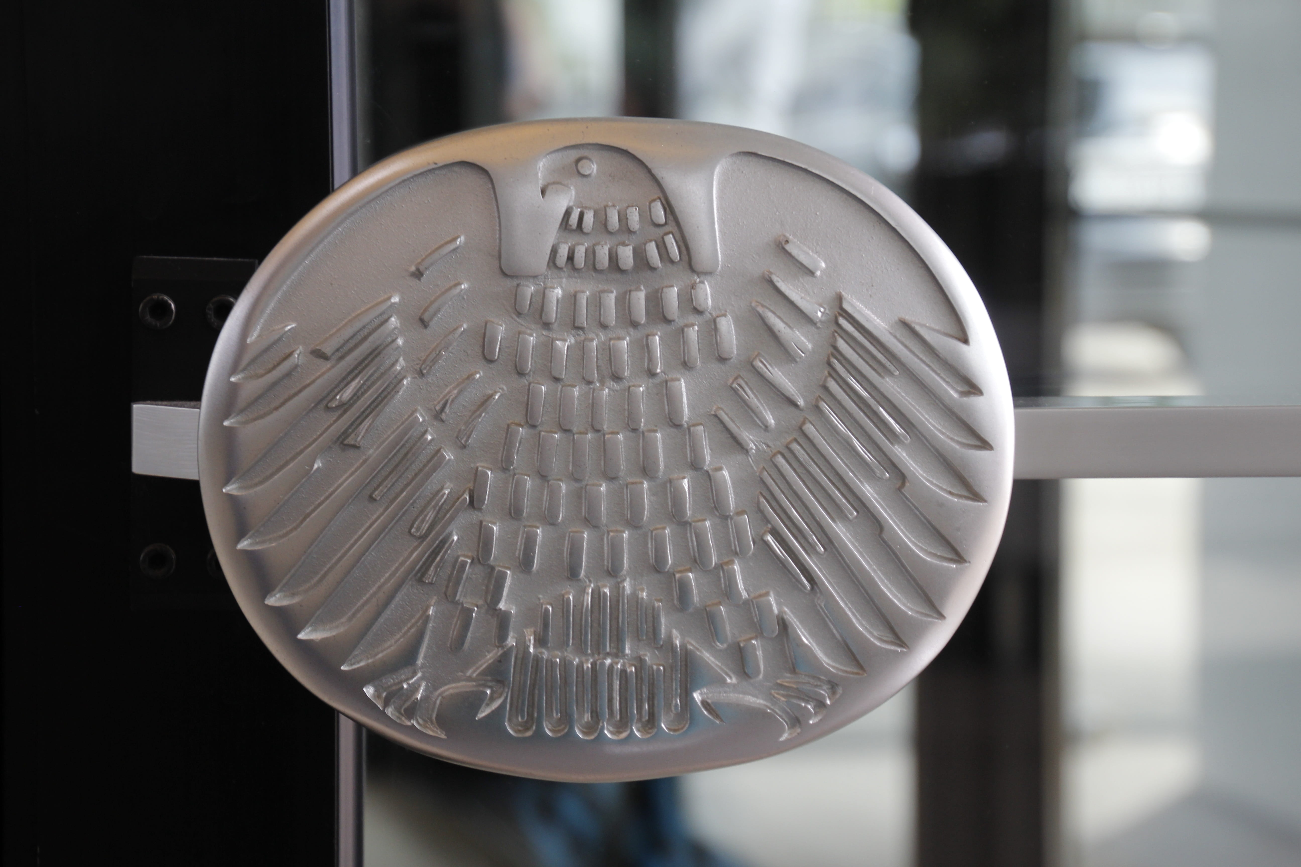 metal, places of interest, eating utensil, technology, close-up, architecture, government, design, machine part, healthcare and medicine, parliament, 5K, HD Wallpaper