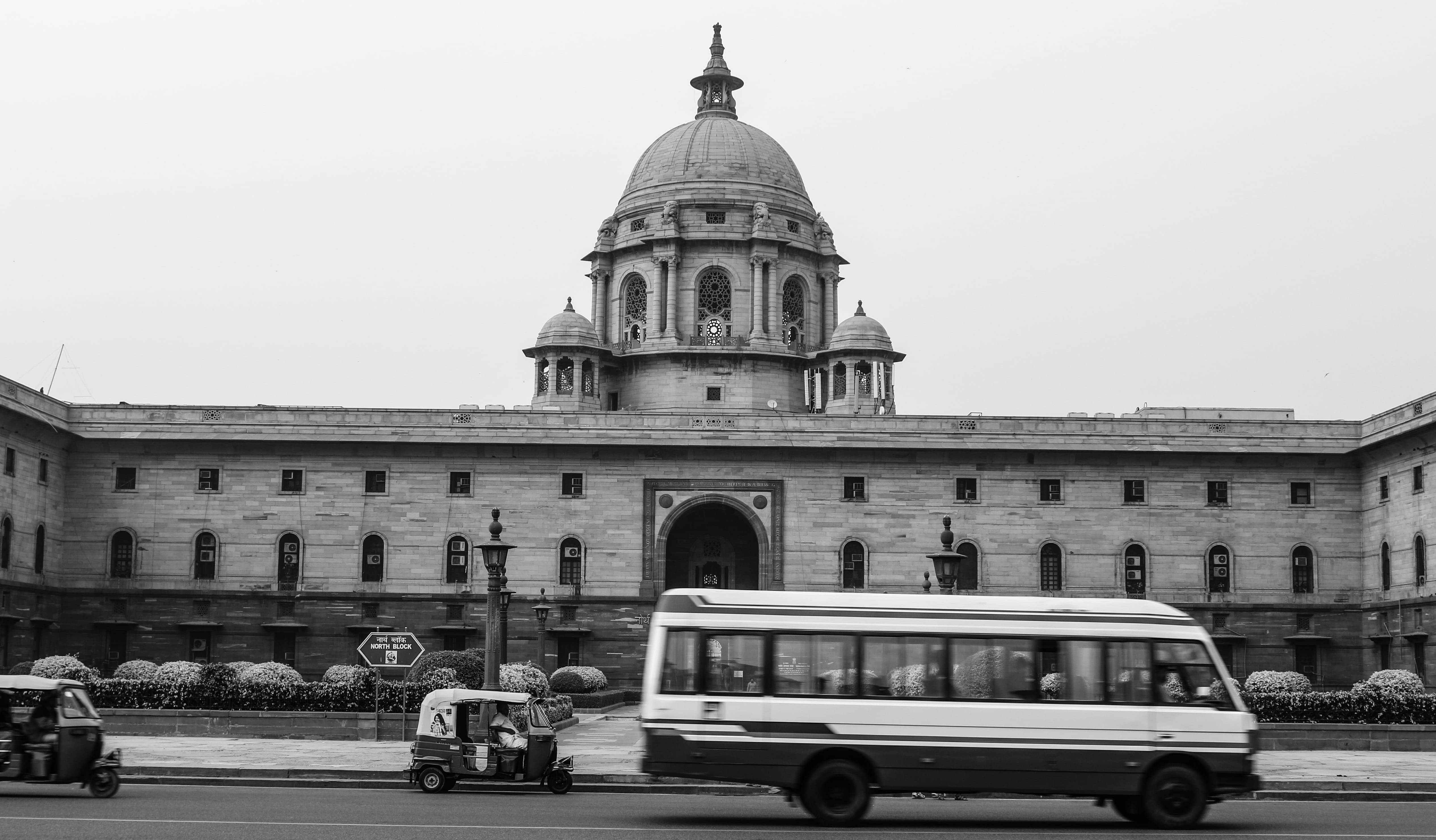 automobile, land vehicle, double decker bus, nature, the past, building, architecture, government, city, mode of transportation, grayscale, person, human, HD Wallpaper