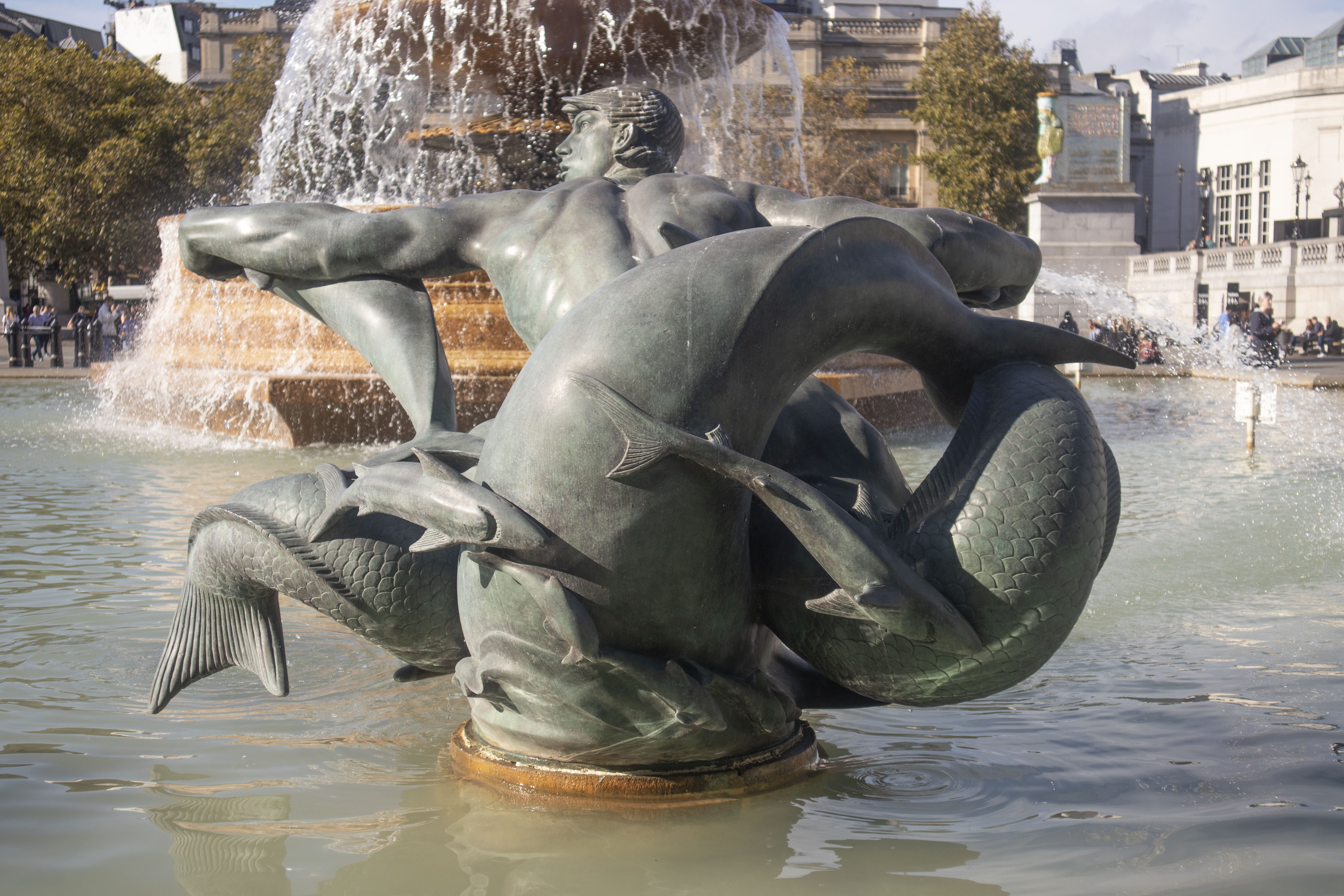 creativity, flowing, london, 5K, art and craft, water, statue, sculpture, no people, representation, built structure, outdoors, waterfront, building exterior, HD Wallpaper