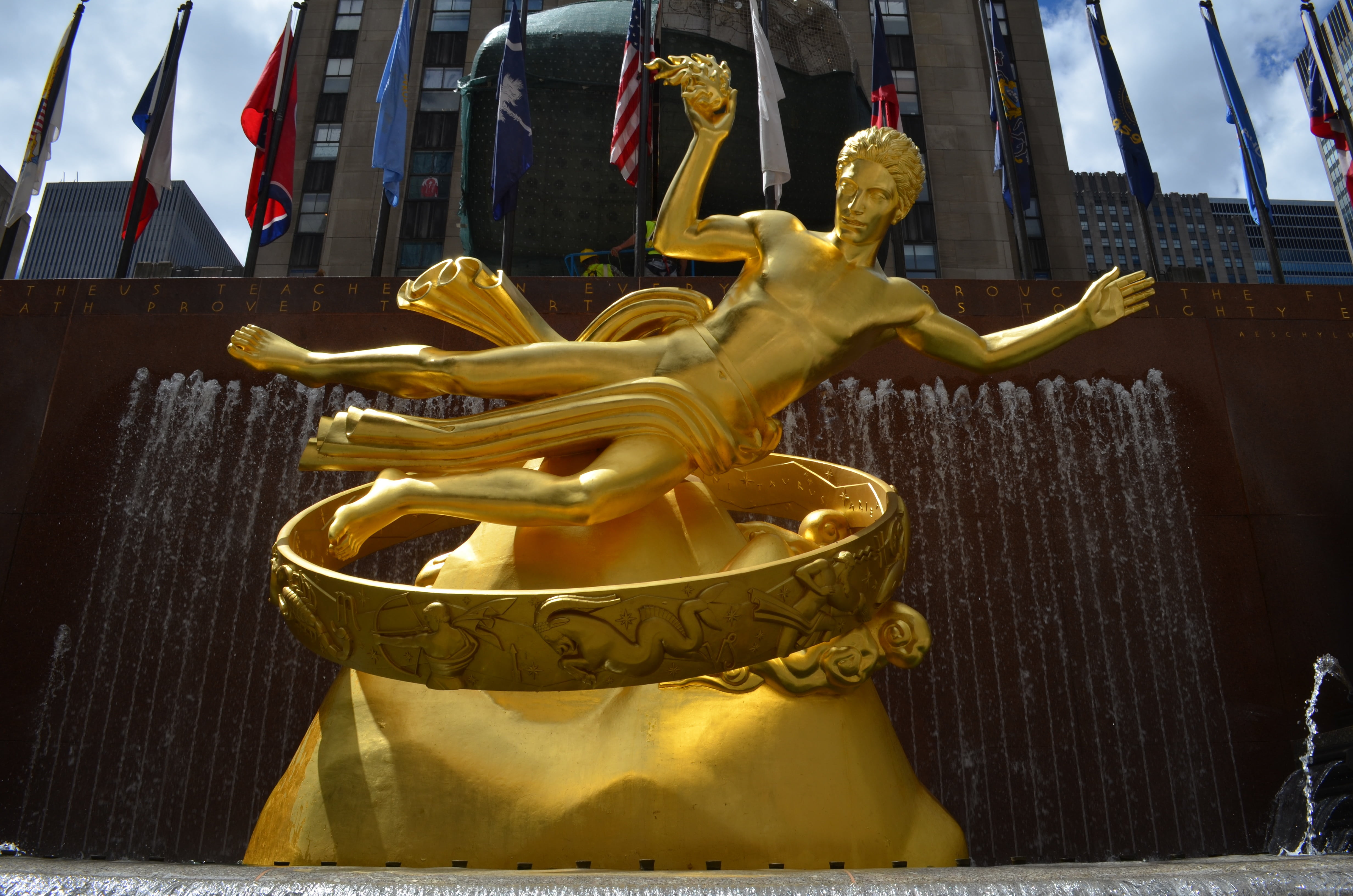 art and craft, representation, human representation, dragon, 4K, sculpture, source, yellow, new york, day, no people, mythology, rockefeller, ornate, architecture, HD Wallpaper