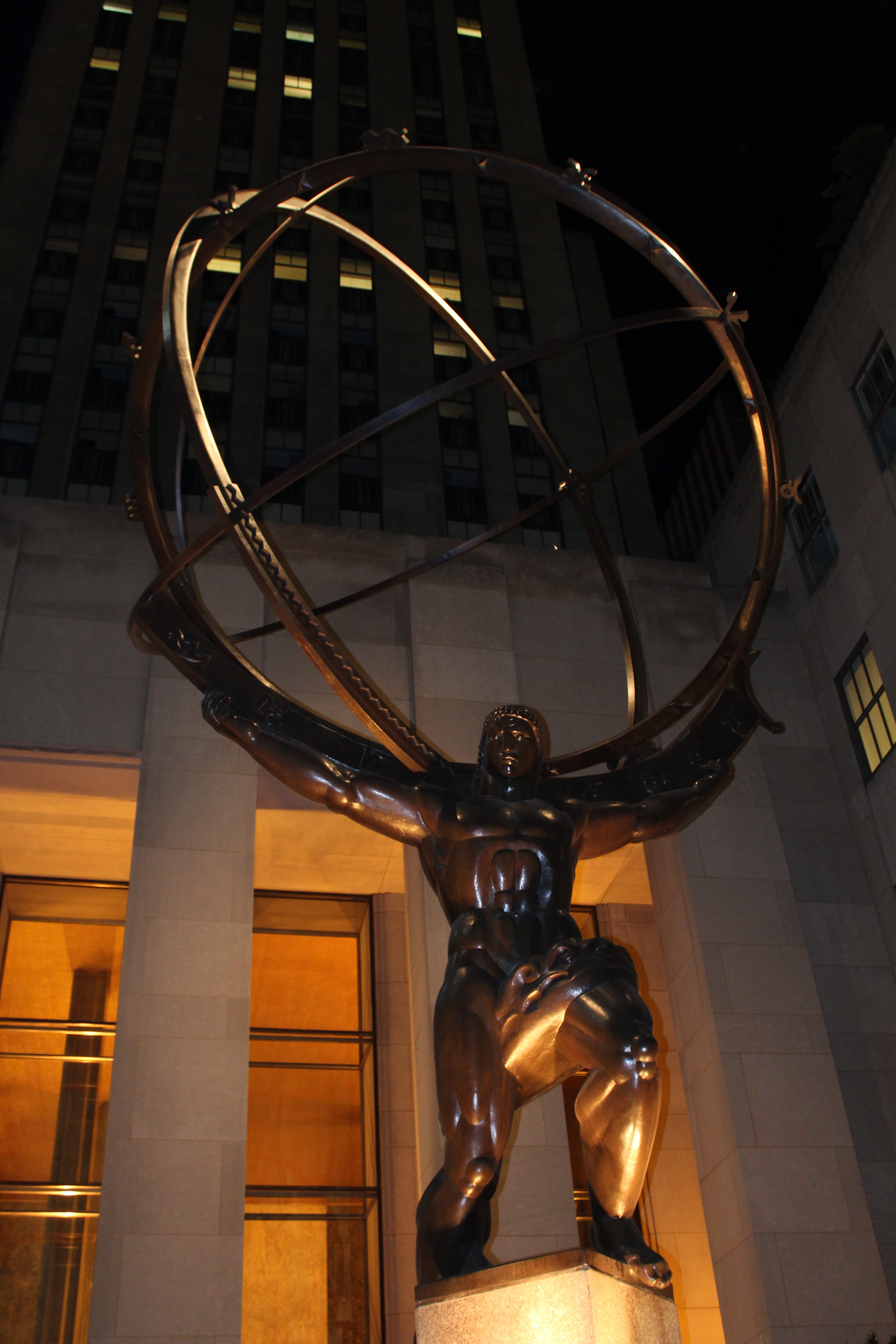 metal, mythology, rockefeller, male likeness, creativity, no people, sculpture, strength, architecture, building exterior, new york, low angle view, building, Phone HD Wallpaper