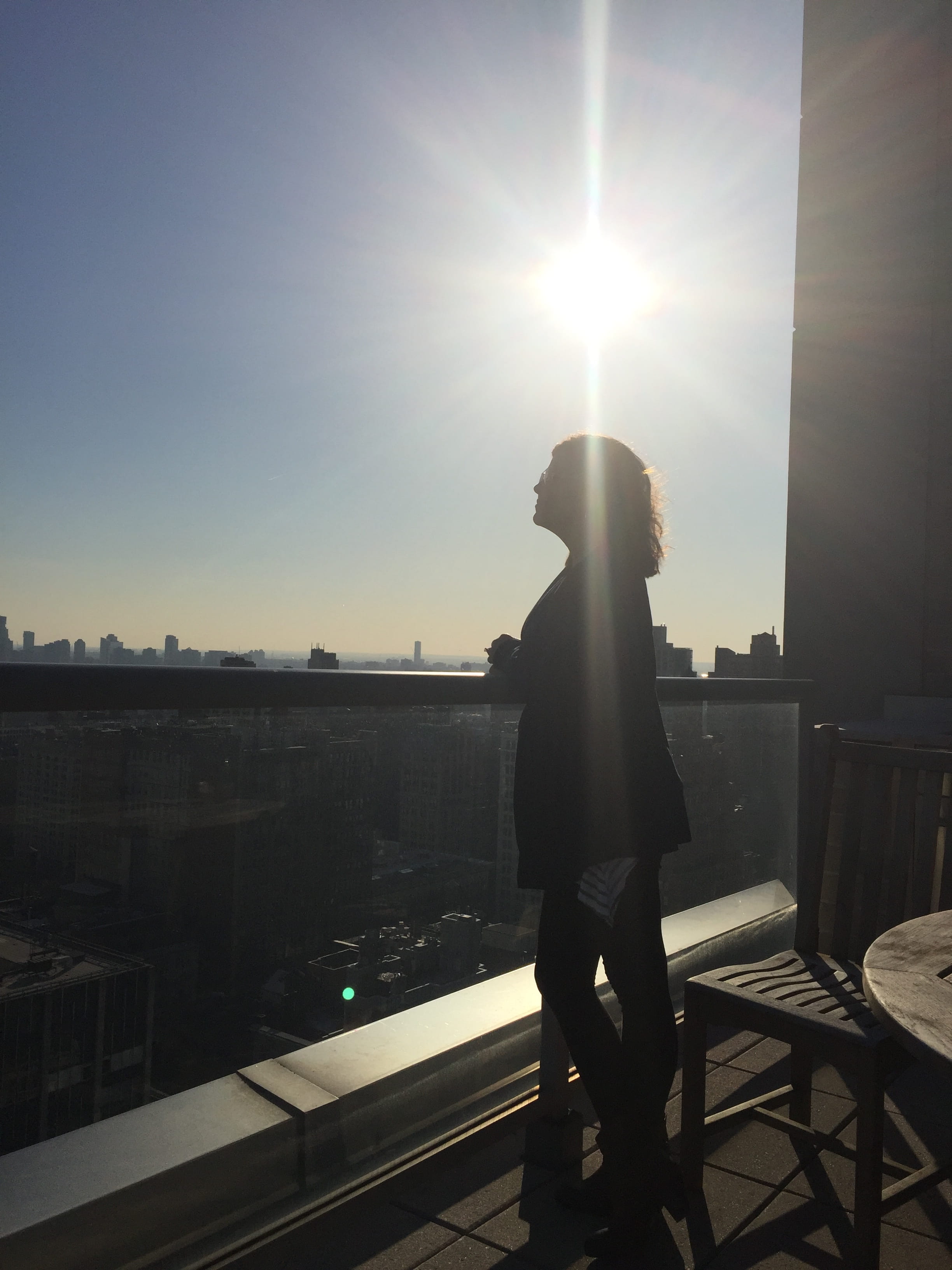day, railing, new york, one person, leisure activity, women, lens flare, standing, upper east side, united states, building exterior, outdoors, lifestyles, Phone HD Wallpaper