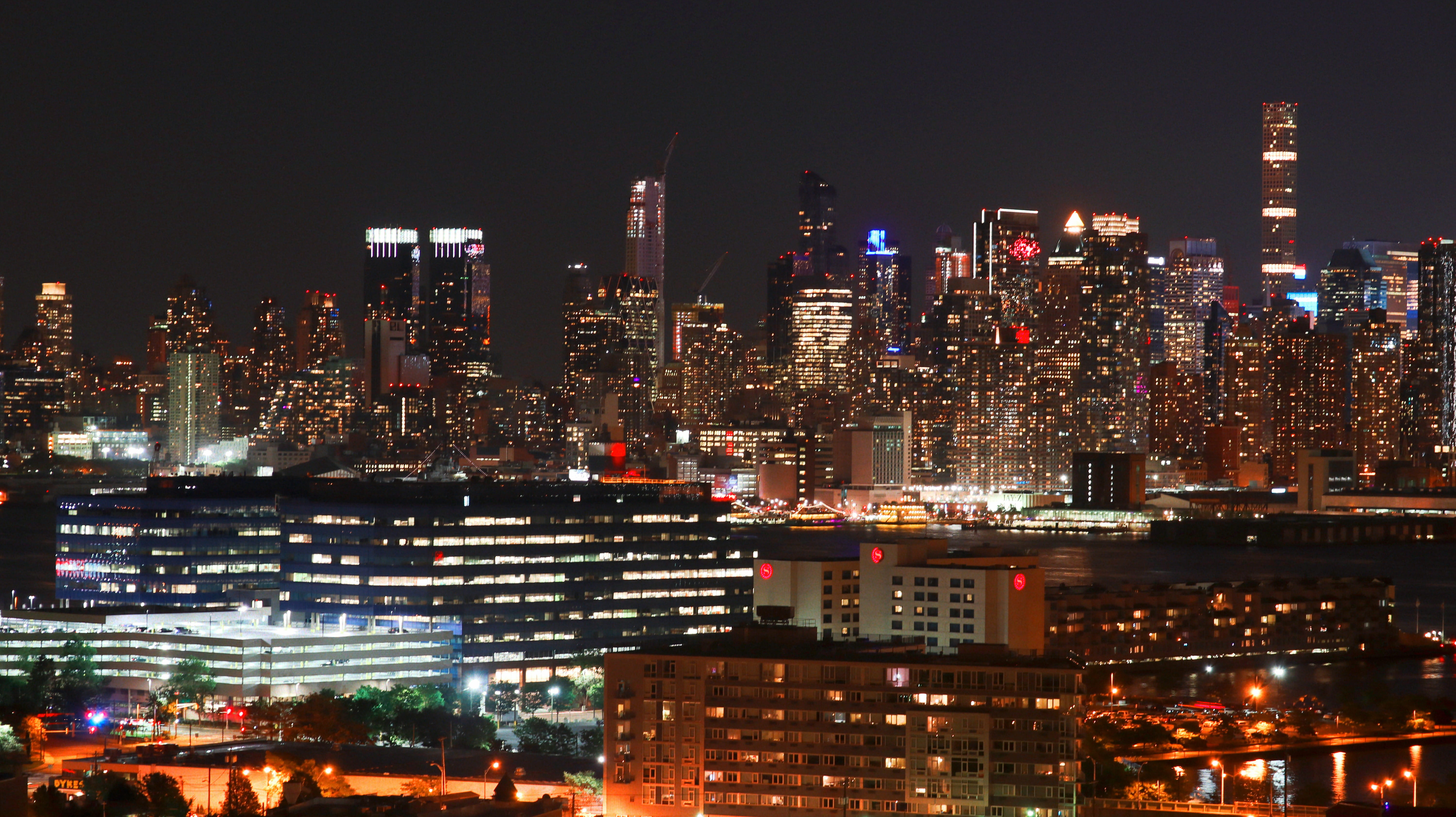nightlife, uptown, outdoors, hudson, crowd, united states, building, architecture, modern, city life, sky, night, hoboken, financial district, skyscraper, HD Wallpaper
