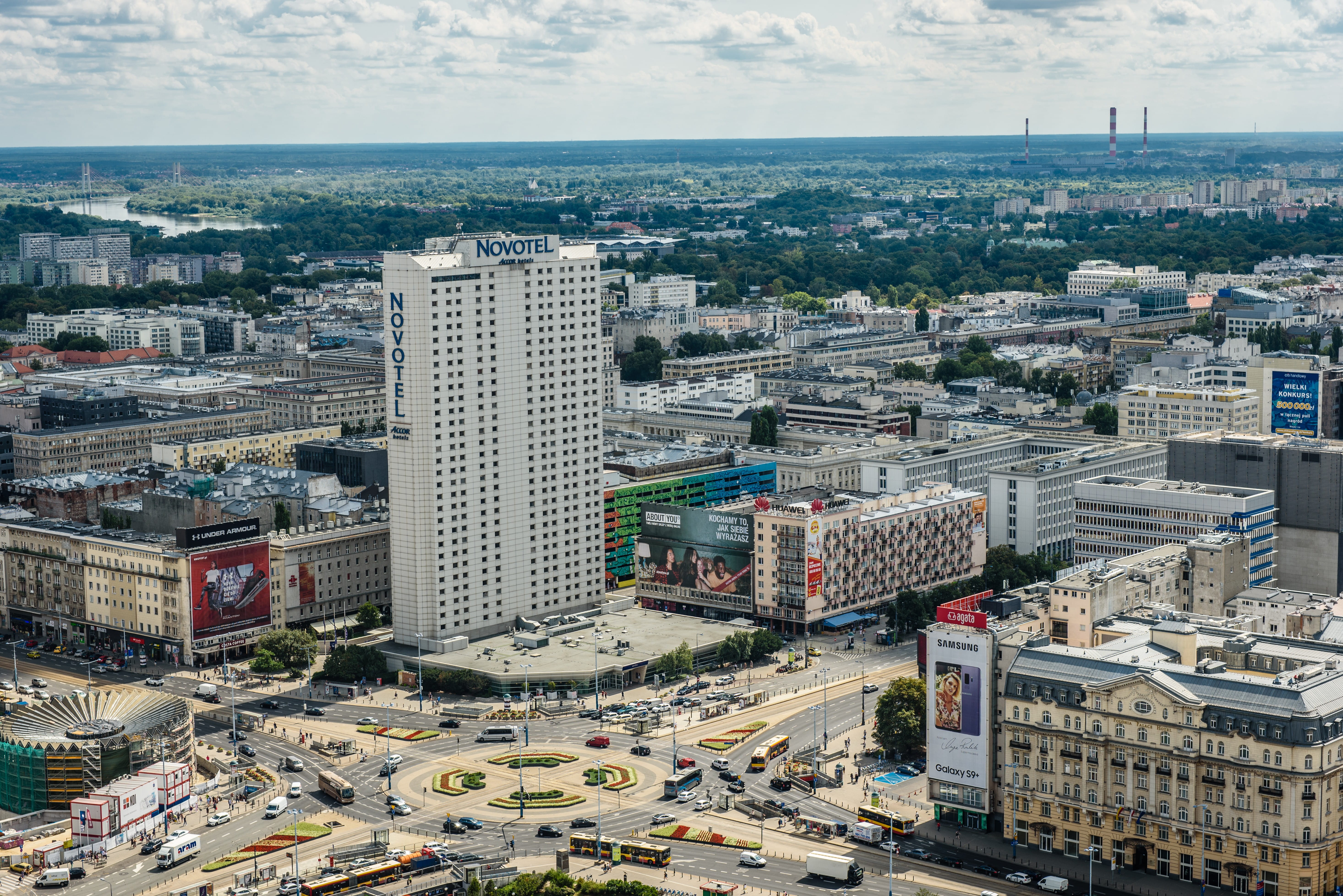 road, 5K, downtown, modern, aerial view, residential district, cityscape, street, scenery, transportation, crowded, intersection, white, vehicle, urban, HD Wallpaper