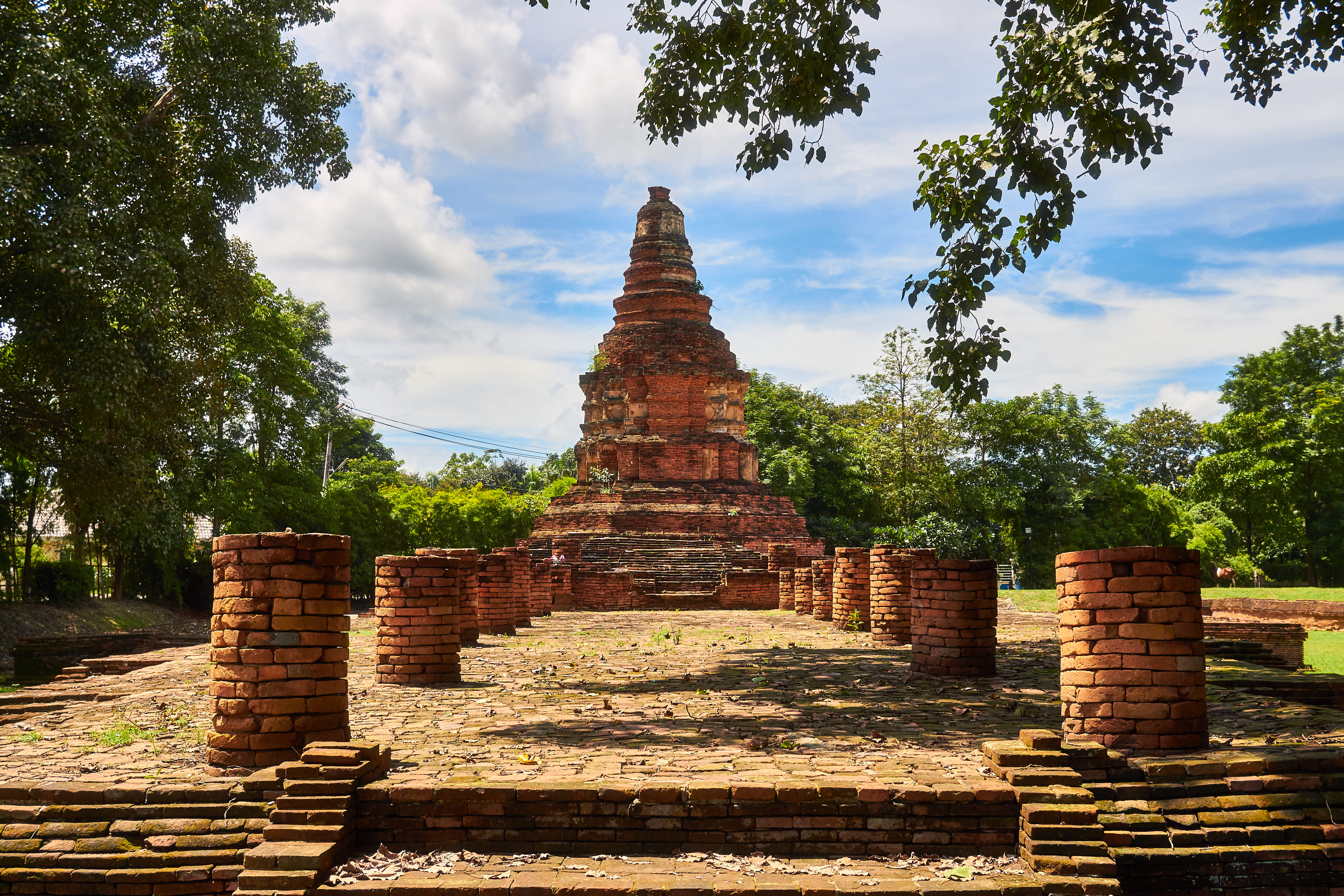 plant, sky, tha wang tan, tree, thailand, outdoors, ancient, day, travel destinations, cloud - sky, place of worship, history, ancient civilization, old, HD Wallpaper