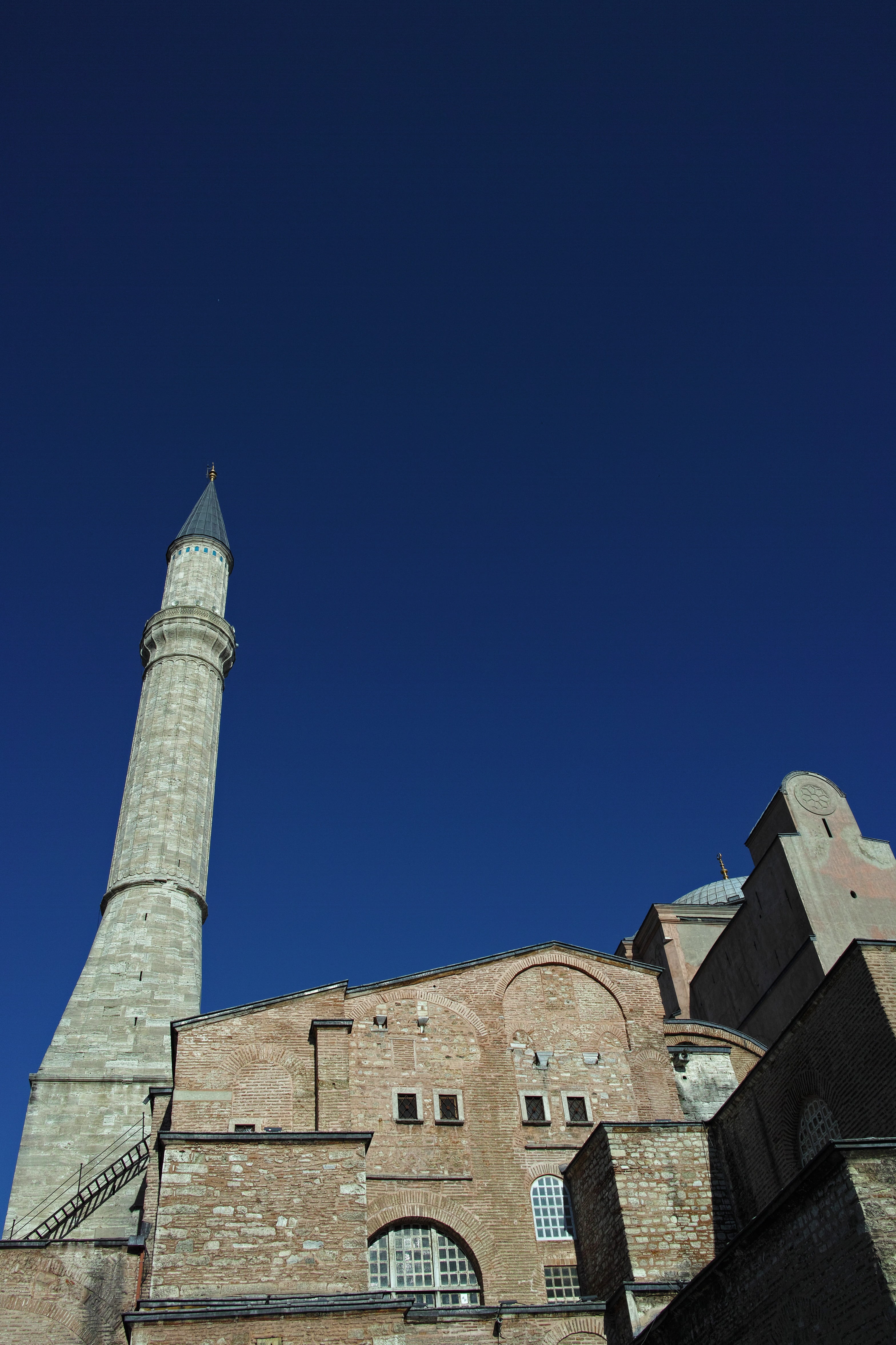 minaret, peace, building exterior, dome, sky, religion, asian, hagia sophia, anatolia, low angle view, travel destinations, tower, composition, historical city, Phone HD Wallpaper