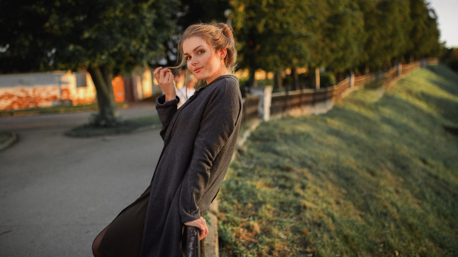 720P, women, blonde, smiling, looking at viewer, grey coat, women outdoors, Alexey Slesarev, HD Wallpaper