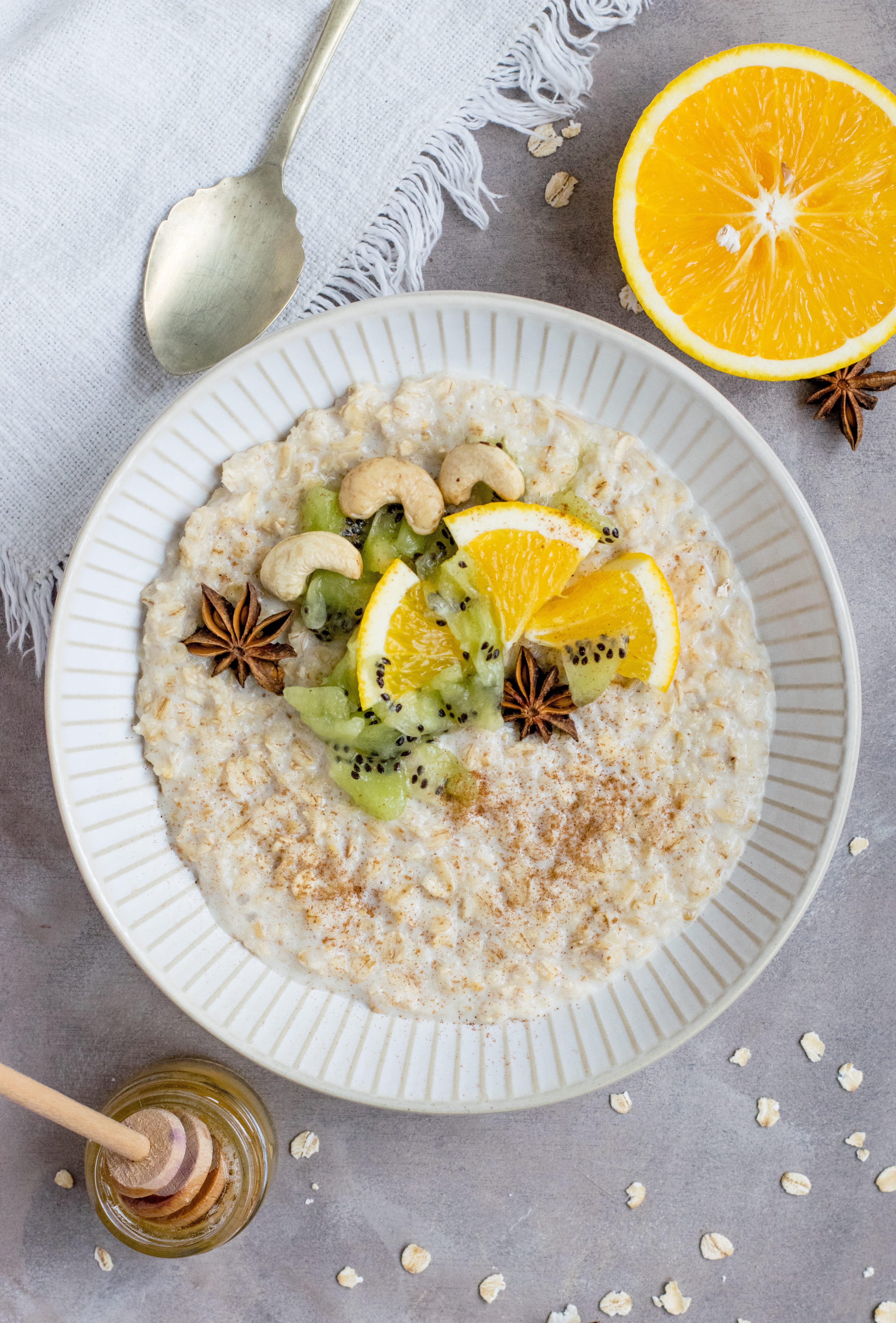 ready-to-eat, citrus fruit, kiwi, food and drink, bowl, porridge, oats, table, breakfasy, garnish, sliced, star anise, breakfast, still life, ceramic, eating utensil, Phone HD Wallpaper