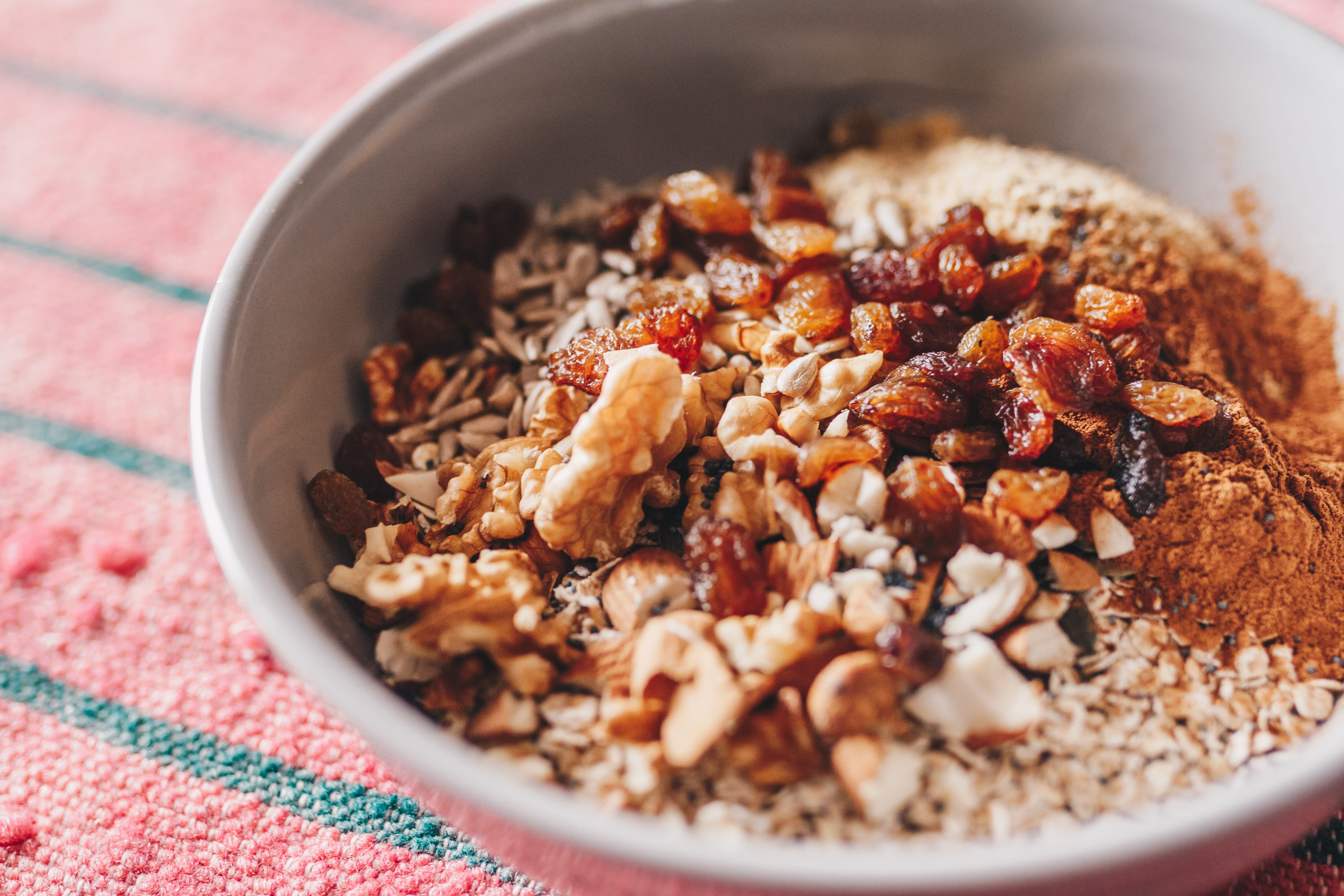 bowl, ceramic, delicious, breakfast, no people, nut - food, granola, healthy eating, indoors, dietary fiber, oats, breakfast cereal, crockery, food and drink, HD Wallpaper