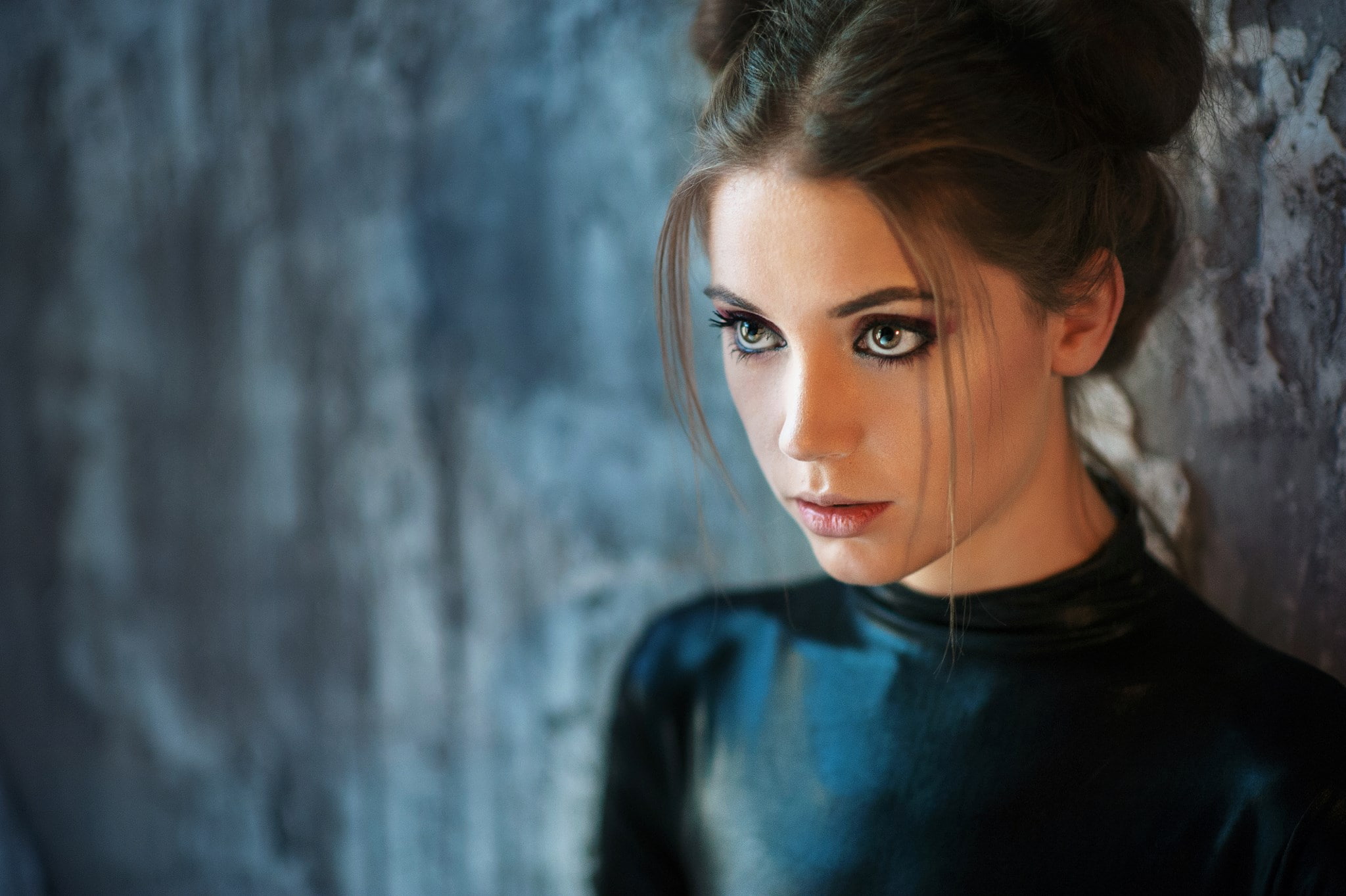 confidence, portrait, beautiful people, adult, fashion, one person, young women, beautiful woman, contemplation, fashion model, beauty, indoors, headshot, HD Wallpaper