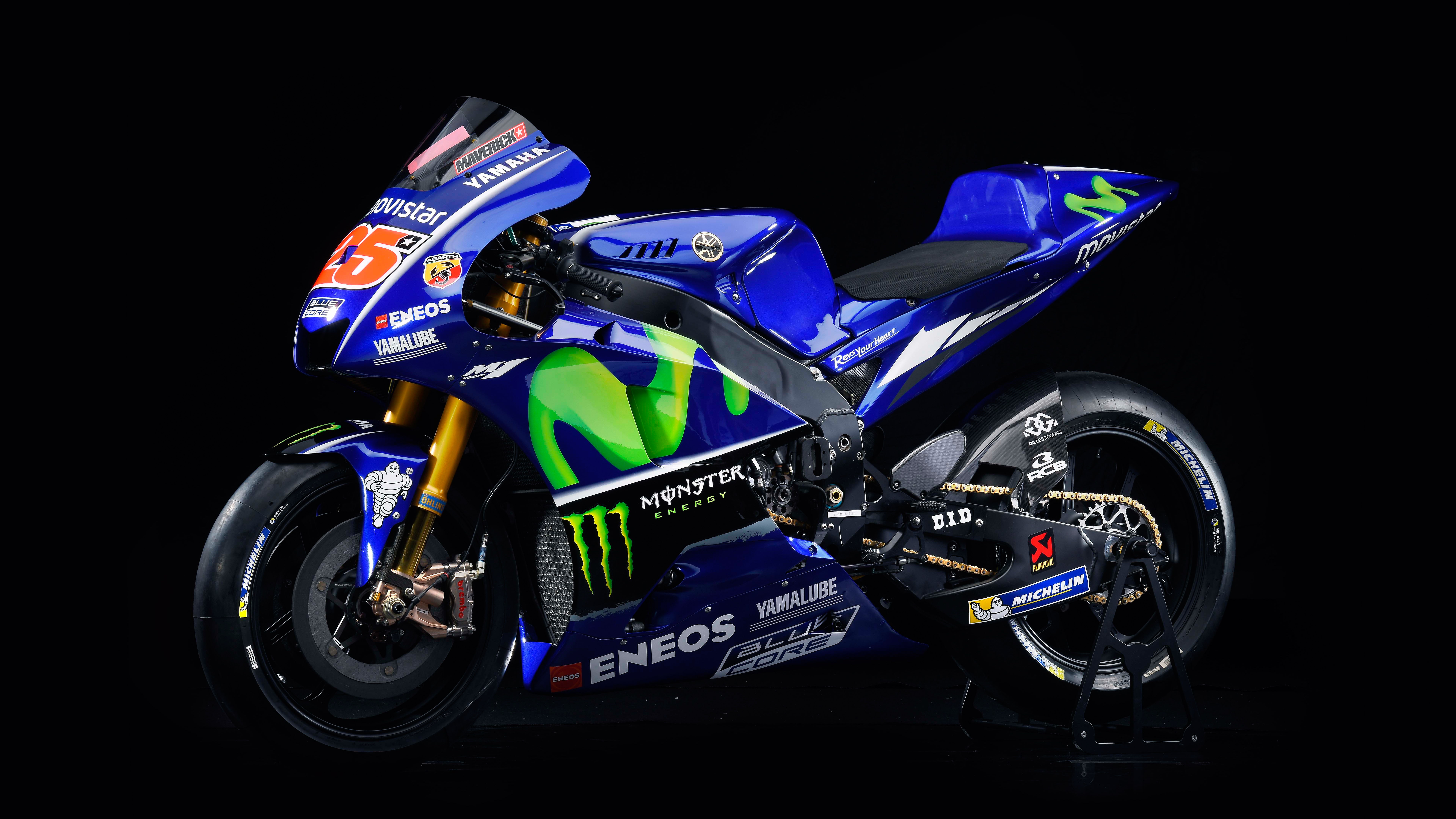 Movistar, sport, k, m, YZR, people, sports race, chrome, transportation, Yamaha, black background, mode of transportation, professional sport, indoors, HD Wallpaper