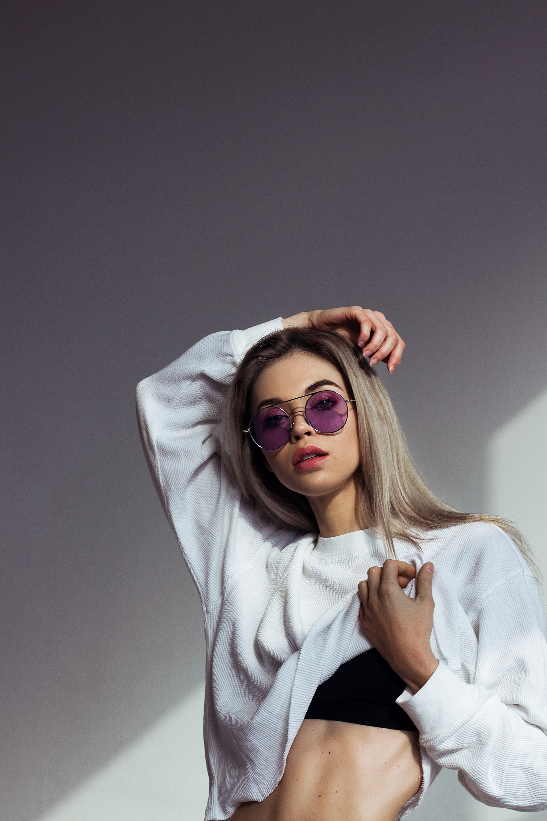 beauty, young adult, gray background, hairstyle, hair, one person, glasses, pink lipstick, studio shot, portrait, beautiful woman, sweatshirts, sunglasses, Phone HD Wallpaper