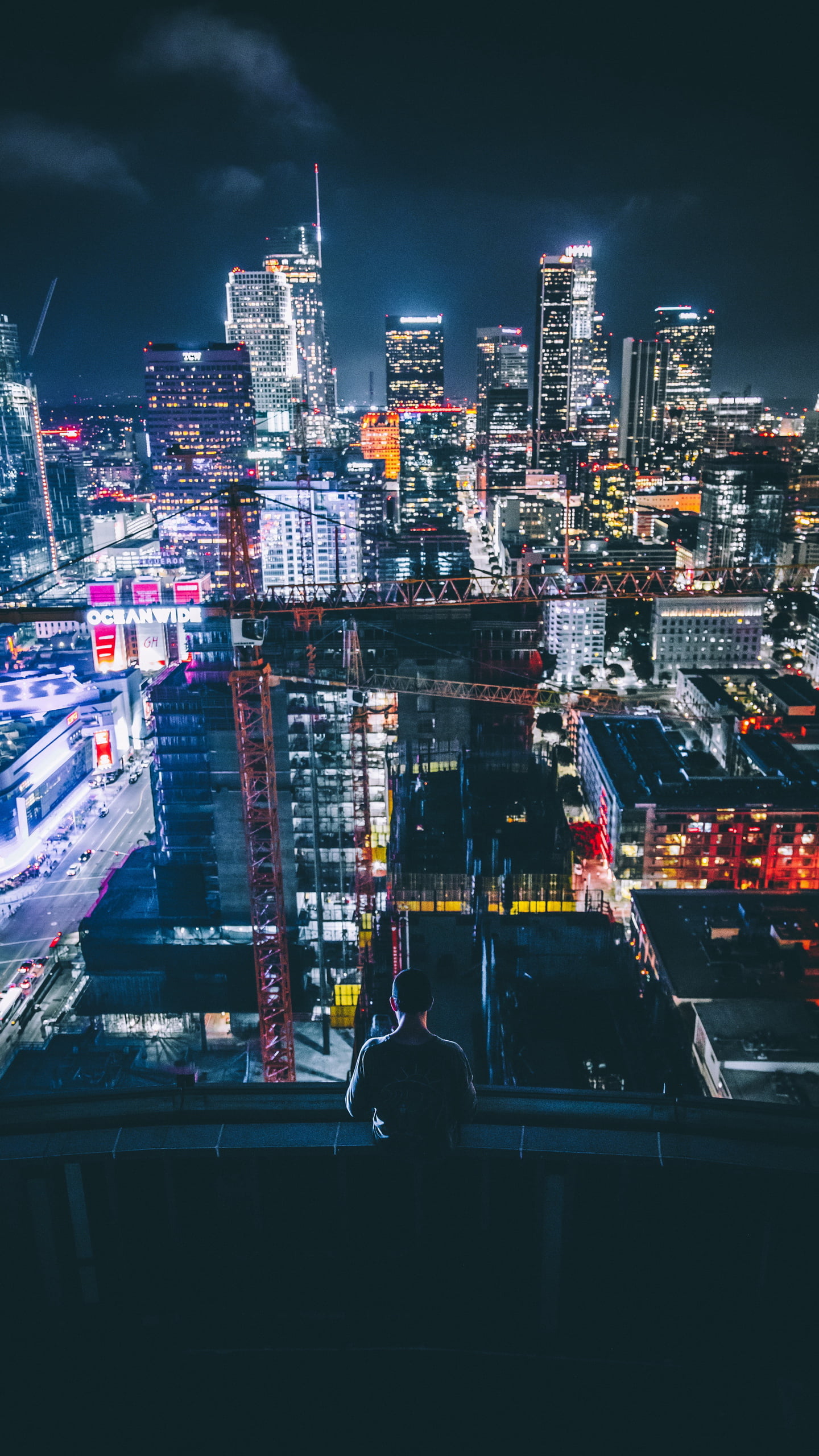 architecture, sweatshirt, urban skyline, 2K, landscape, city, s, street, night, cityscape, travel destinations, building exterior, office building exterior, Phone HD Wallpaper