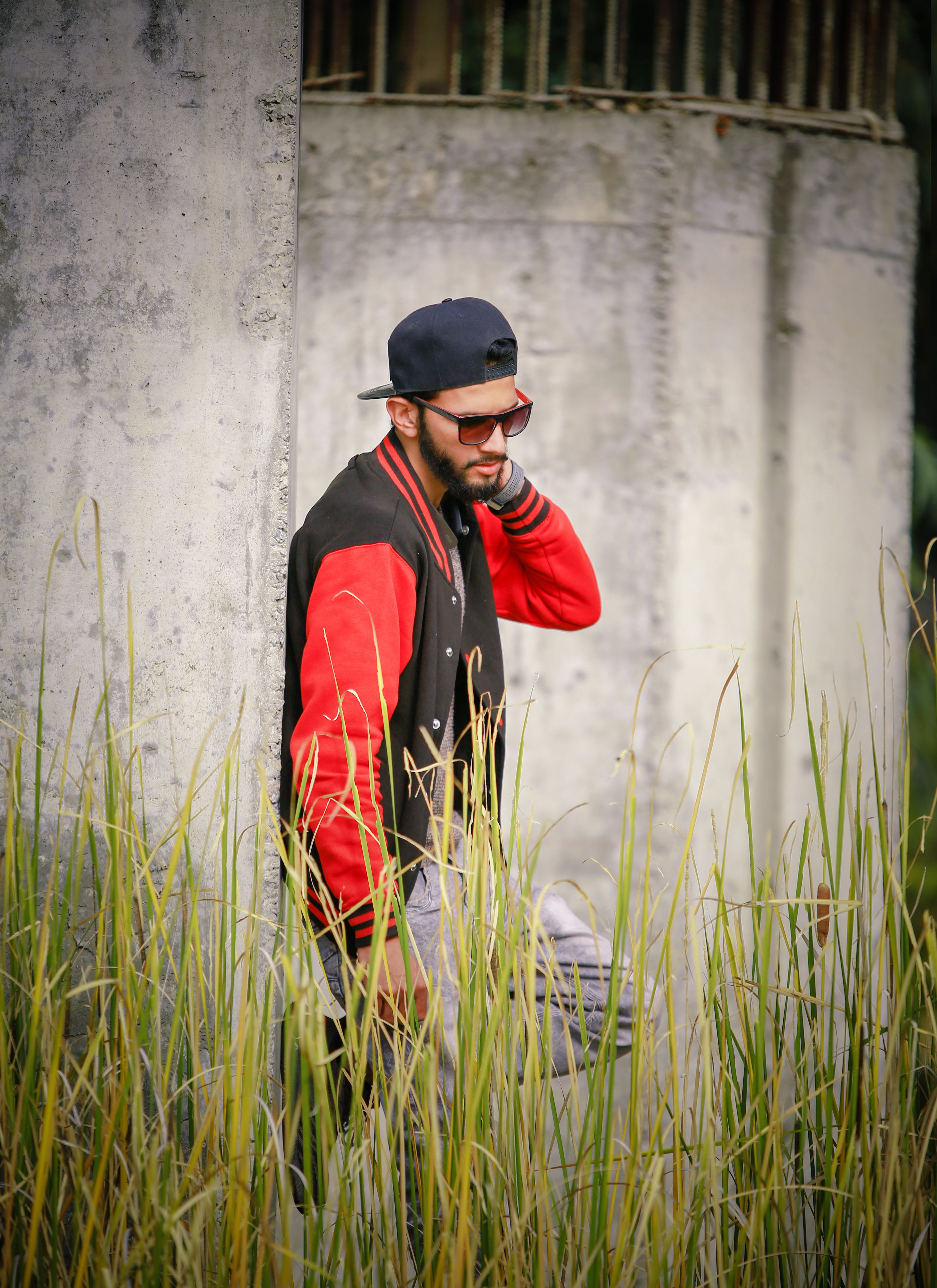 one person, contemplation, portrait, land, grass, nature, look, 5K, plant, color, beauty, male model, lifestyles, young adult, looking away, young, real people, Phone HD Wallpaper