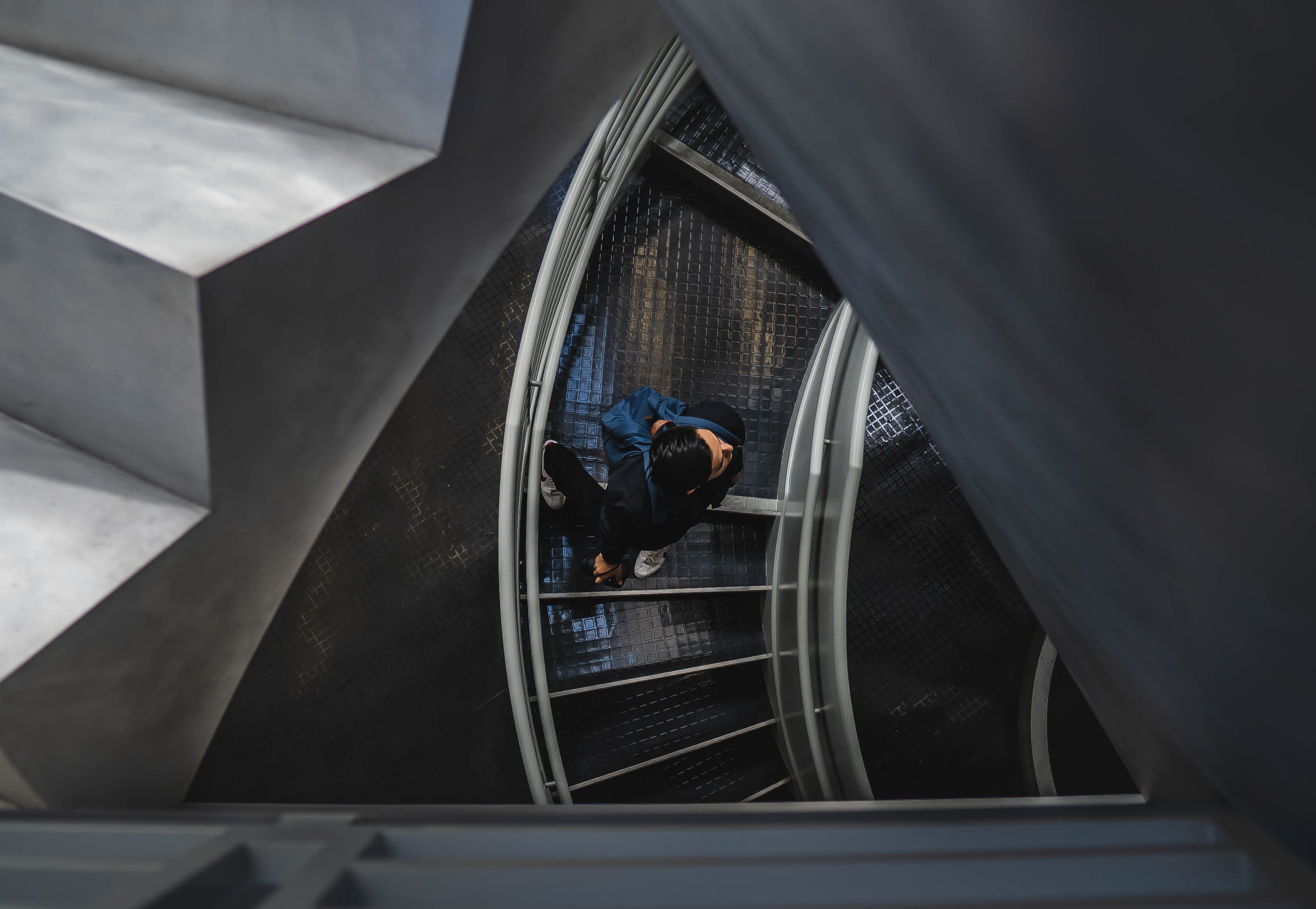 2K, kid, child, business, car, steel, different, men, rail, people, search, form, shape, journey, steps, spiral, stair, walking, interesting angle, inside Of, HD Wallpaper