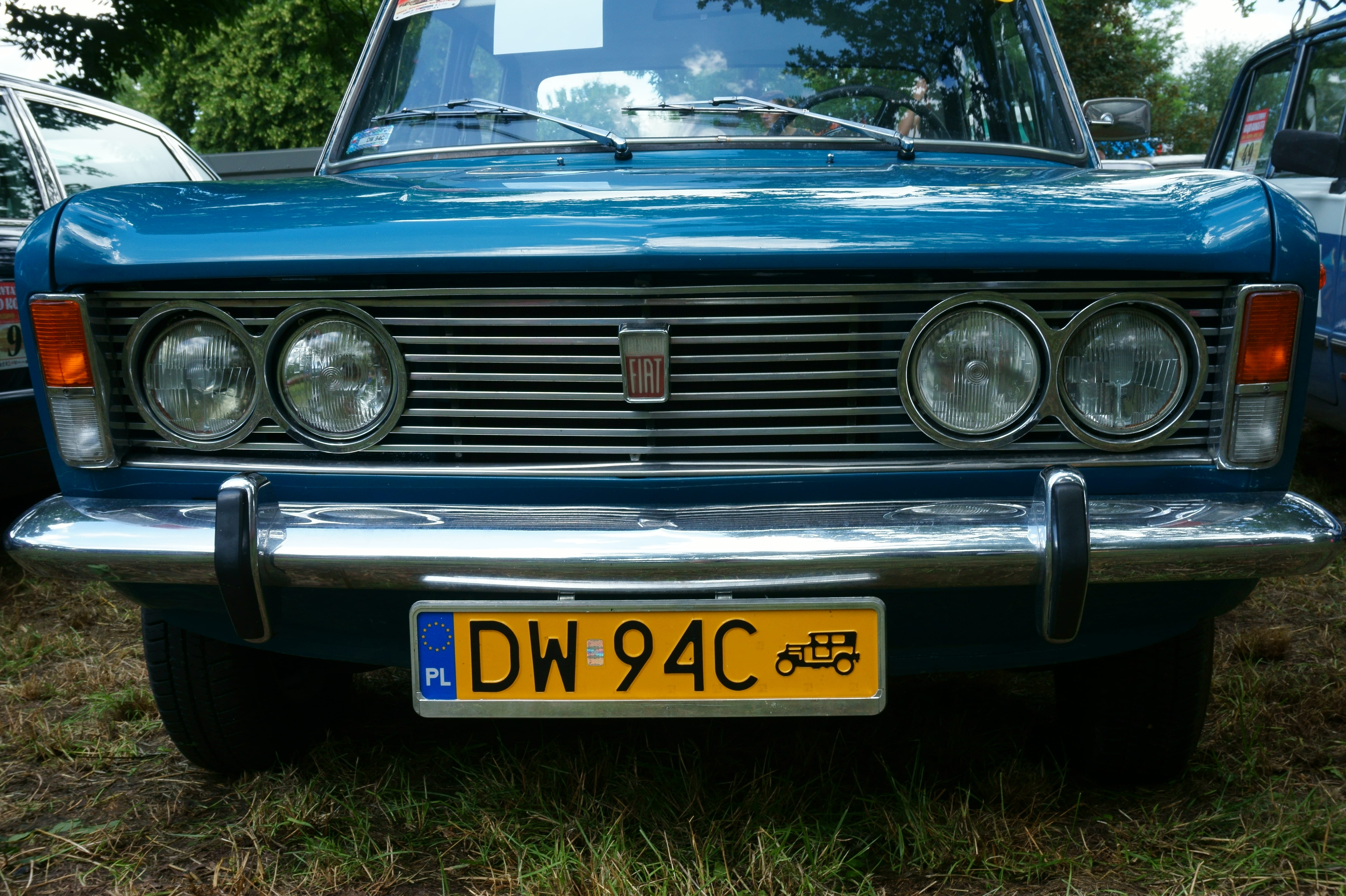 maska, mode of transportation, text, polski fiat, fiat, vintage car, communication, field, polski, nature, stare auto, transportation, headlight, front view, HD Wallpaper