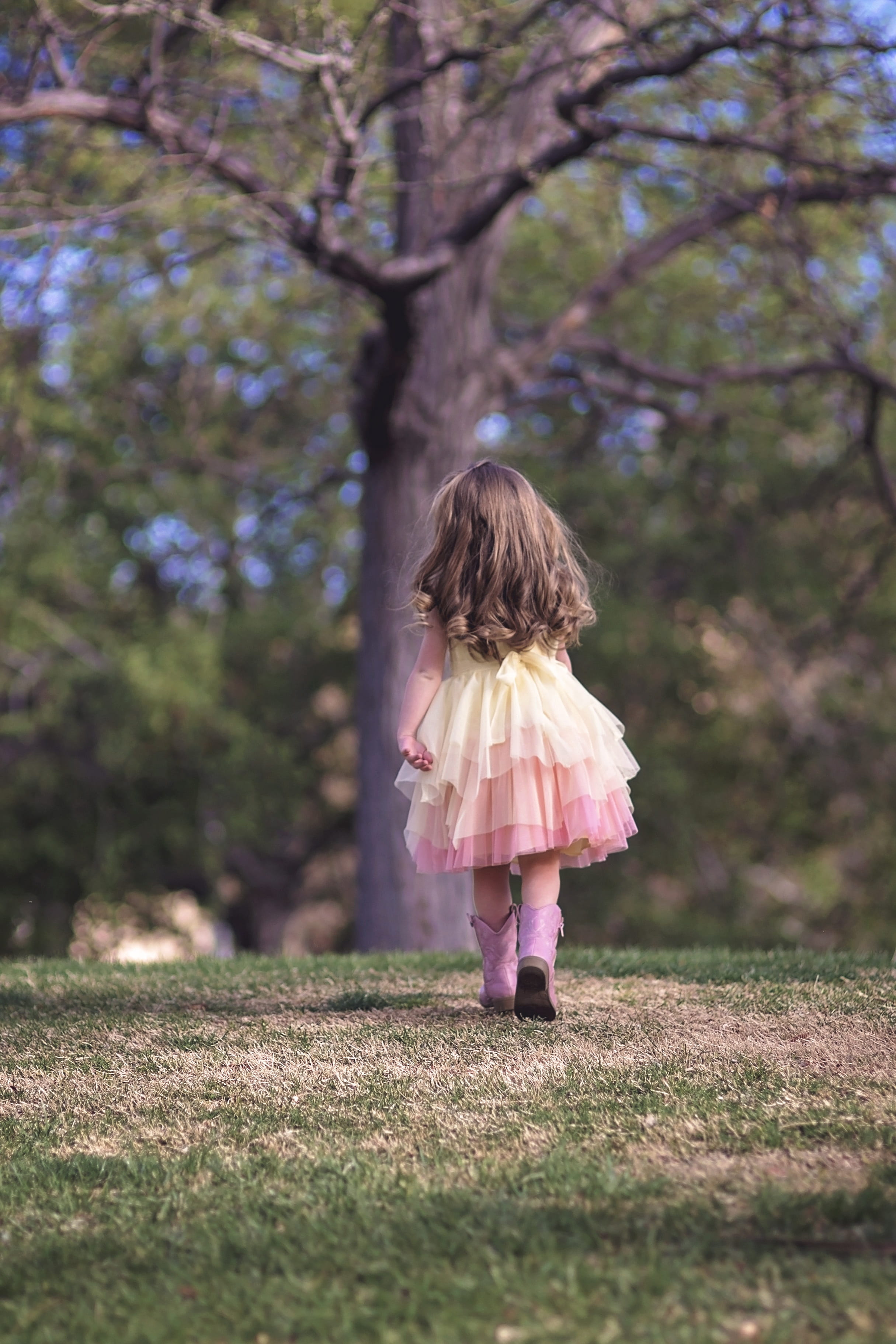 field, tree, landscape, baby girl, full length, innocence, summer, natural, cute, dress, rear view, fleeting, real people, pink, outdoors, boots, 2K, environment, Phone HD Wallpaper
