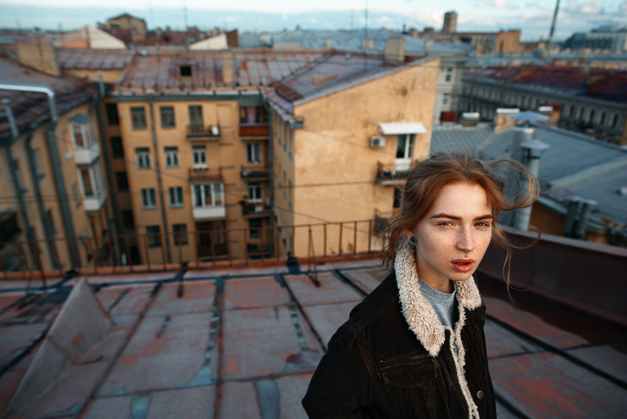 young women, portrait, architecture, real people, focus on foreground, city, rooftops, looking, cityscape, lifestyles, standing, day, beautiful woman, contemplation, HD Wallpaper