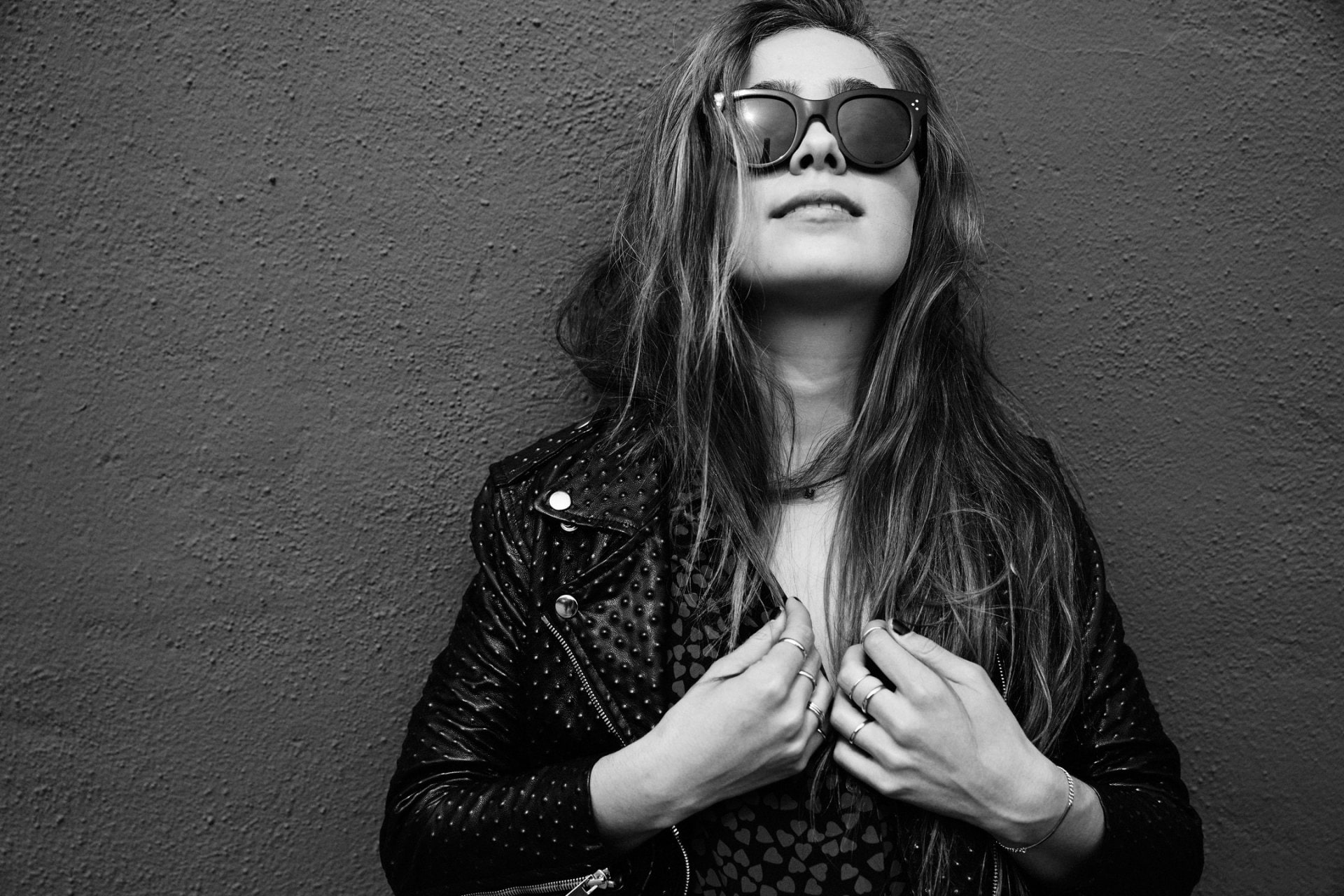 Black and White, American, Sunglasses, Actresses, Haley Lu Richardson, Actress, 1080P, HD Wallpaper