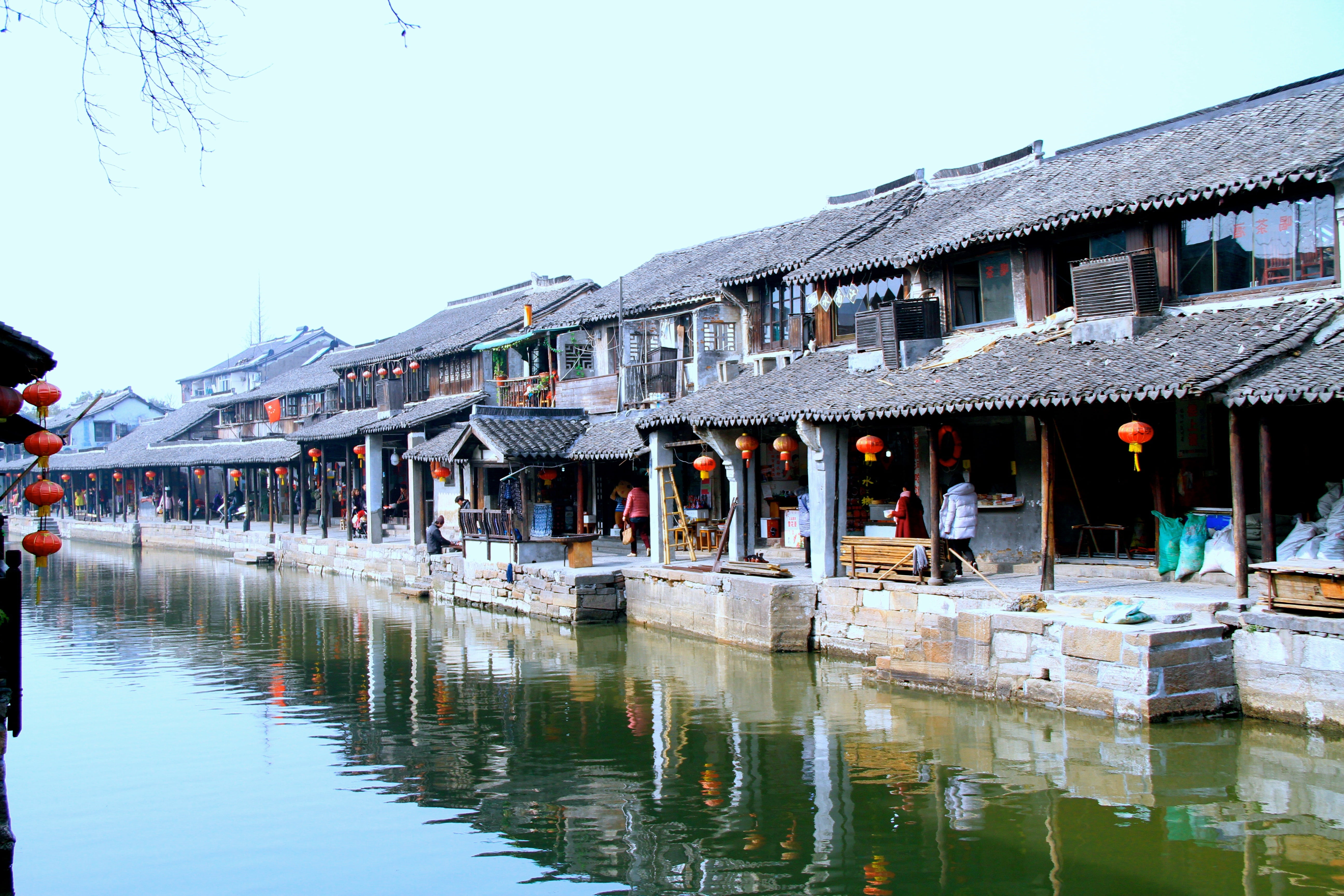 built structure, house, day, architecture, reflection, building exterior, residential district, waterfront, building, incidental people, fuzimiao, lake, HD Wallpaper