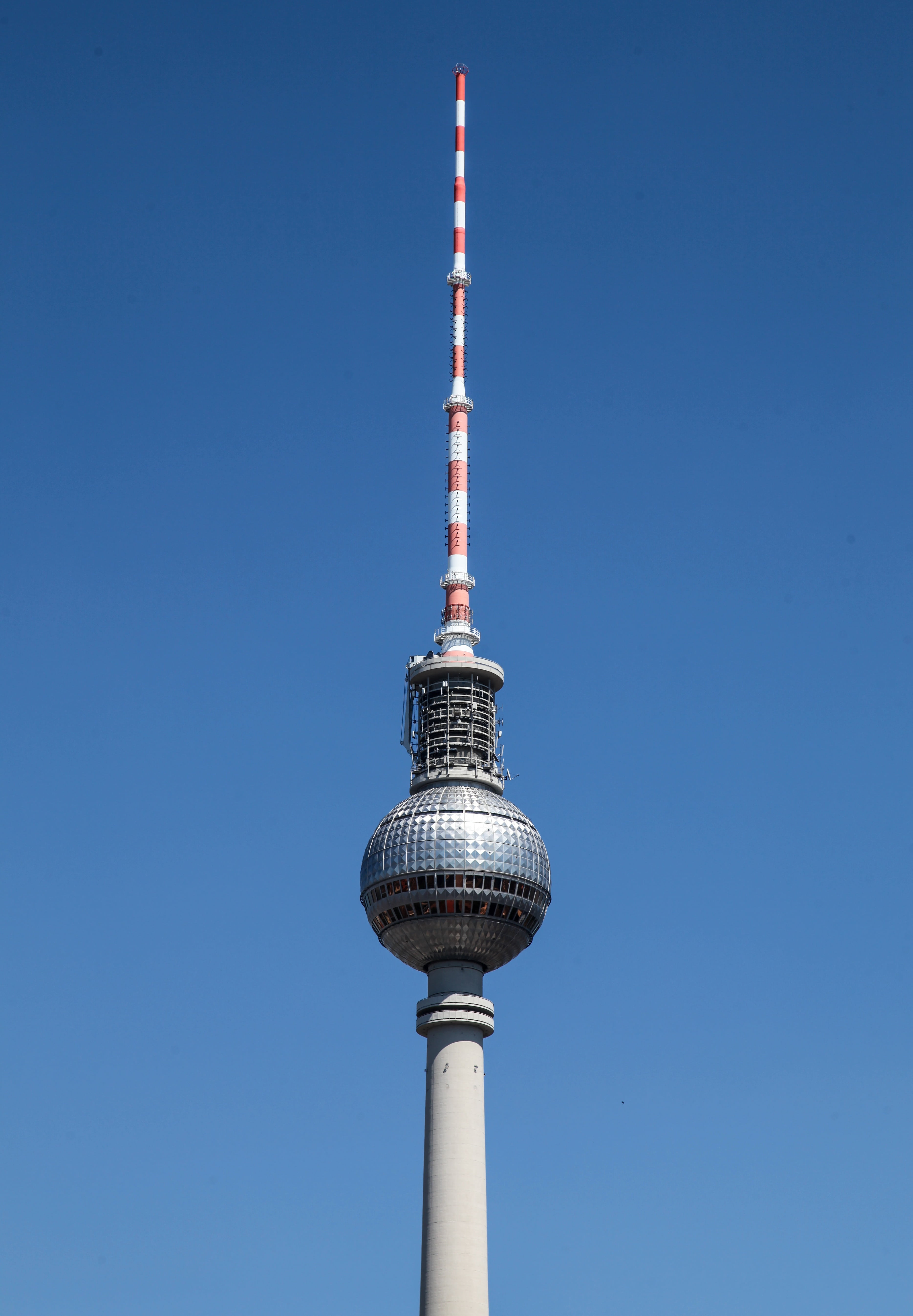 building exterior, range, europe, tower, low angle view, tv tower, travel, travel destinations, landmark, tall - high, global communications, architecture, Phone HD Wallpaper