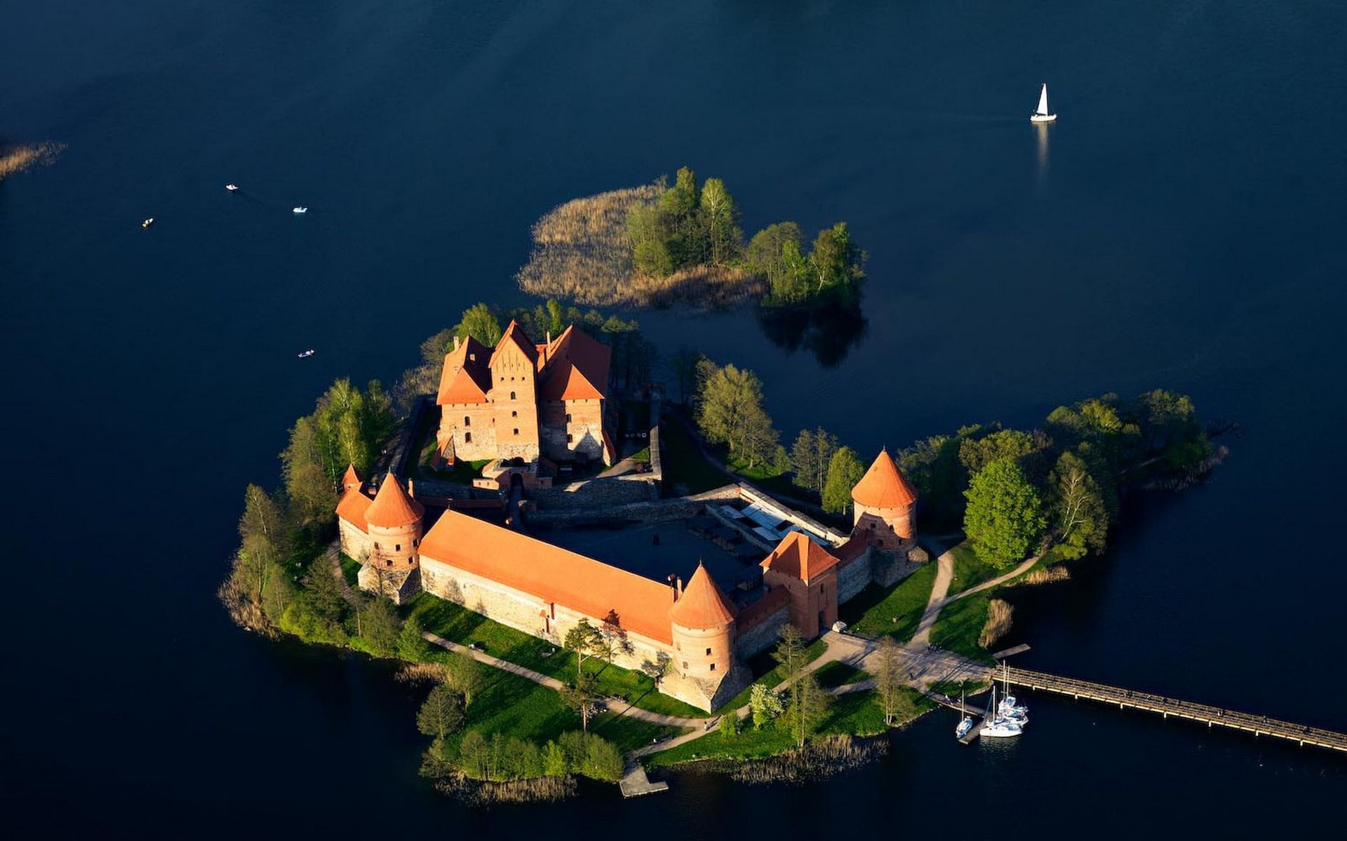 x, lakes, nature, art, trakai, 1080P, castles, islands, hd, lithuania, HD Wallpaper