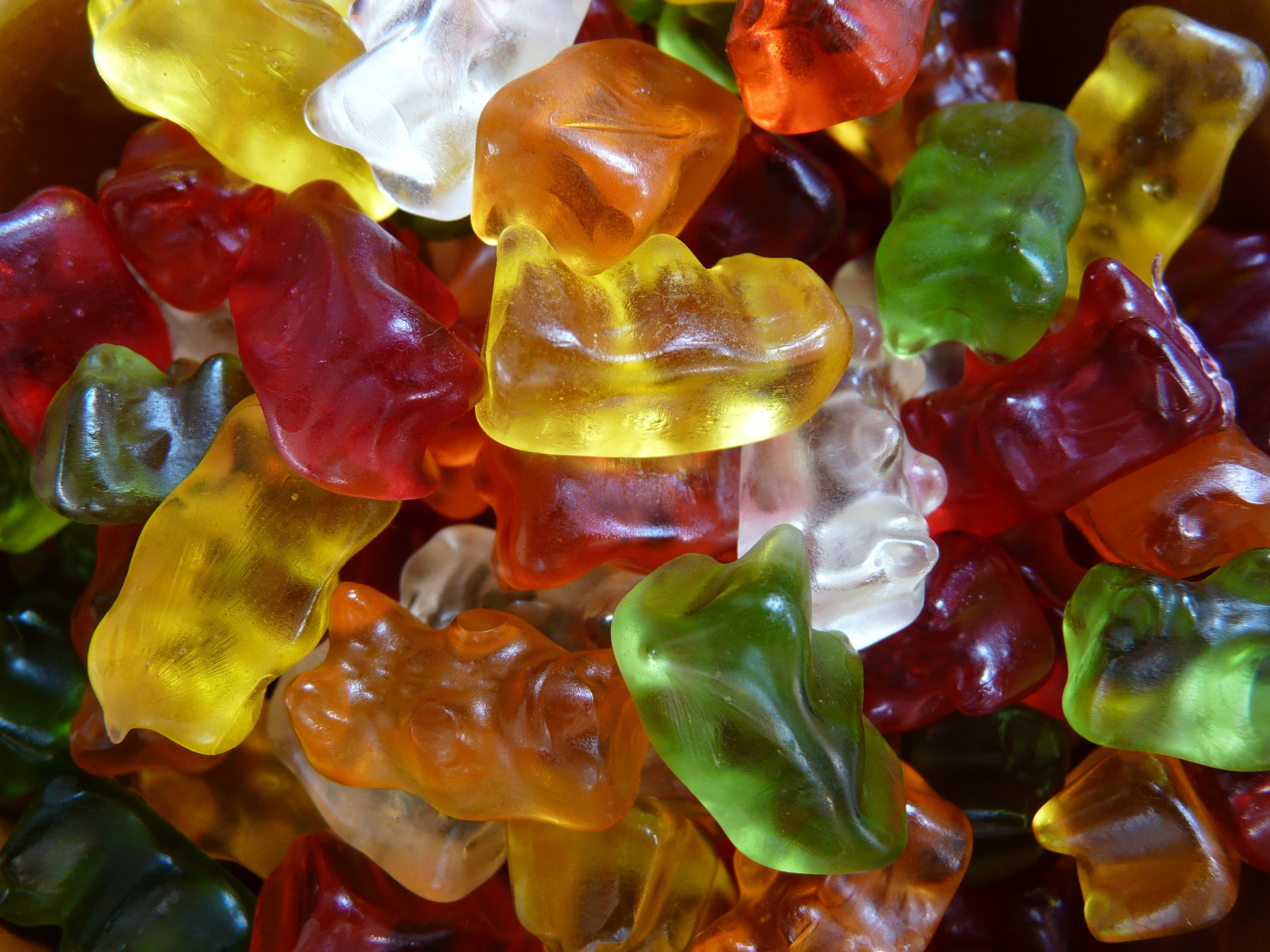 full frame, bear, delicious, temptation, color, colorful, fruit gums, freshness, fruit, bears, healthy eating, sweetness, indoors, still life, large group of objects, HD Wallpaper