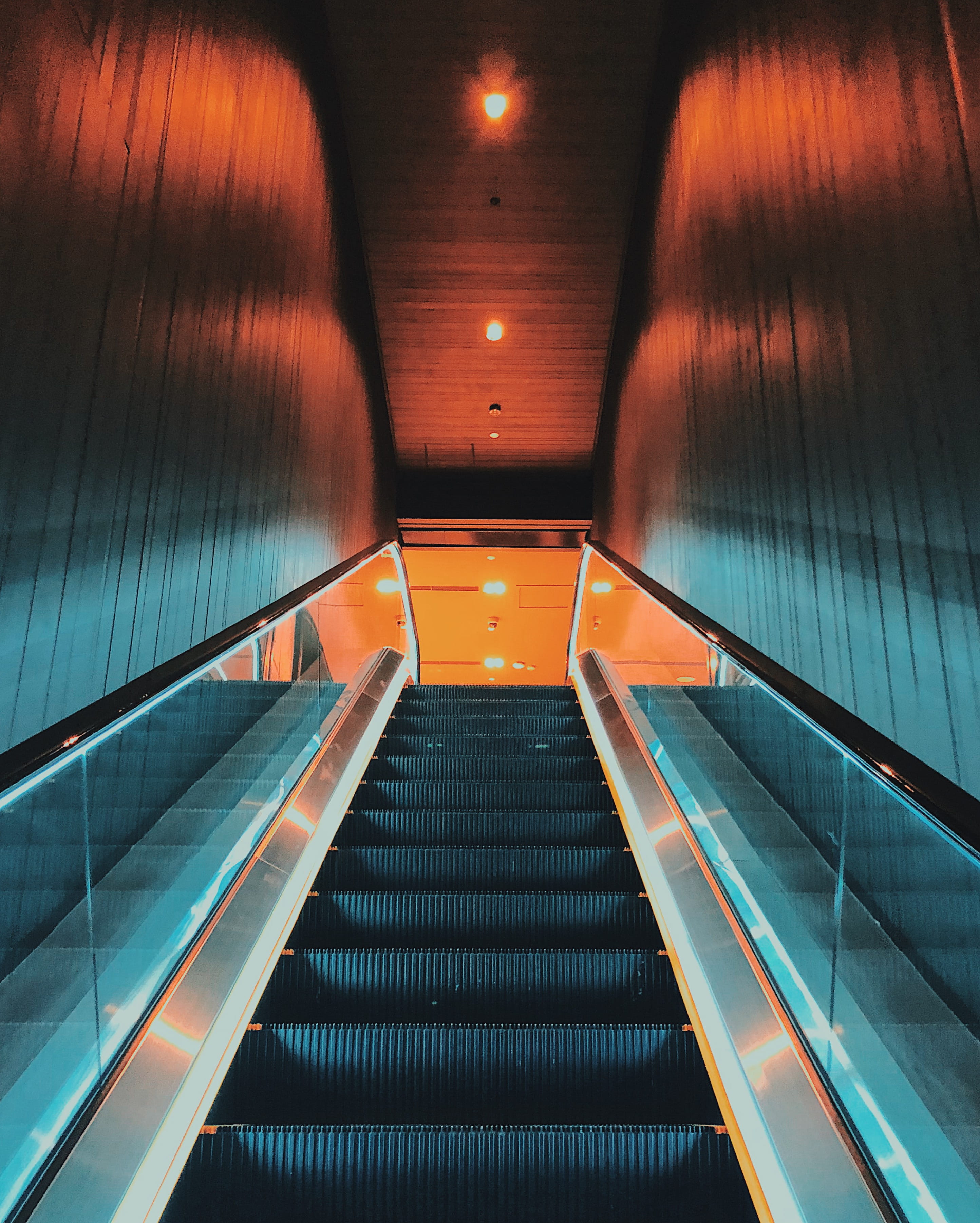 2K, light fixture, banister, illuminated, steps and staircases, lighting equipment, empty, long sleeve, direction, pattern, apparel, low angle view, architecture, Phone HD Wallpaper