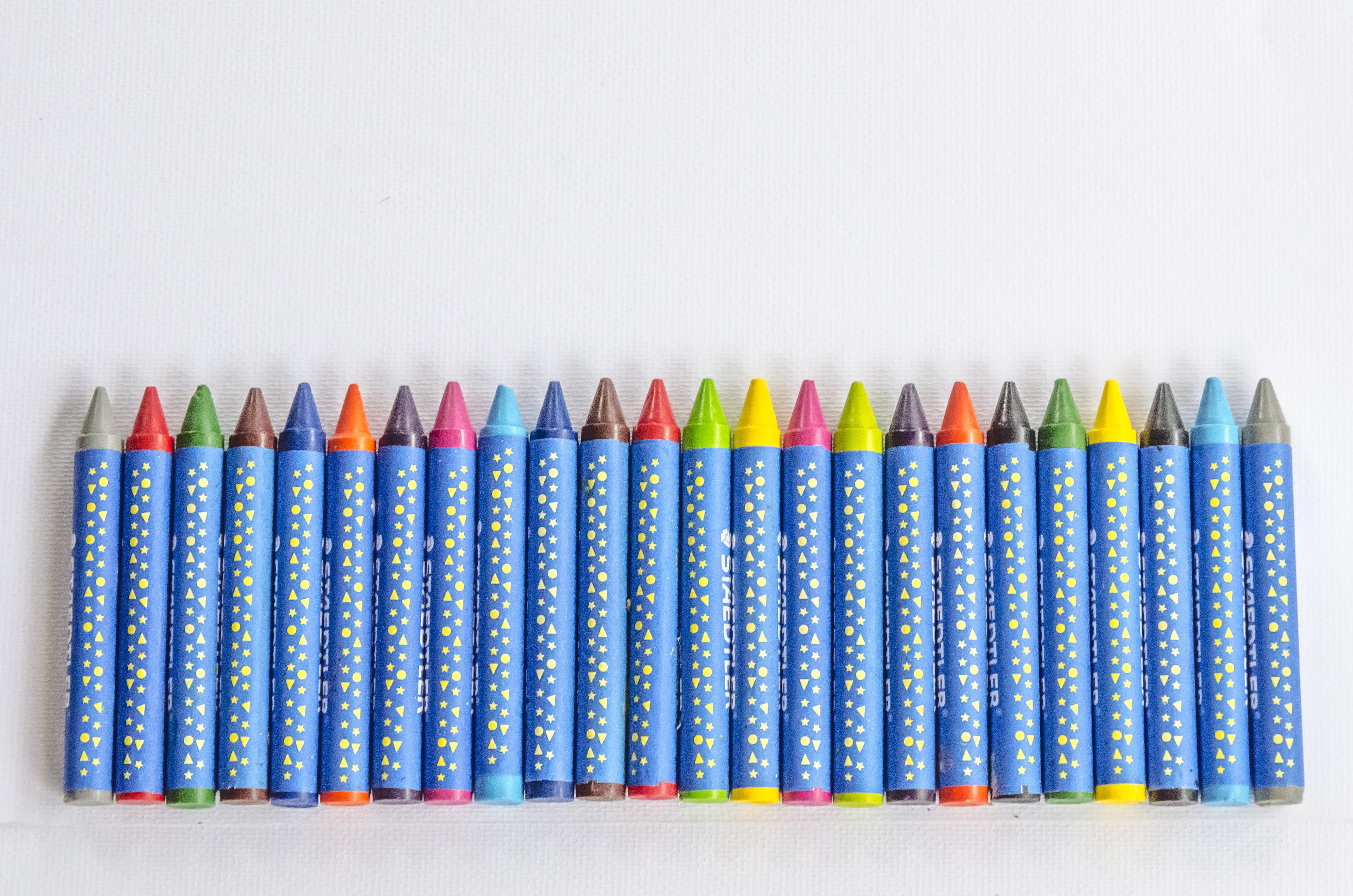 studio shot, color pencils, no people, color, still life, rainbow, indoors, collection, draw, pencil, white background, children, in a row, school, large group of objects, HD Wallpaper