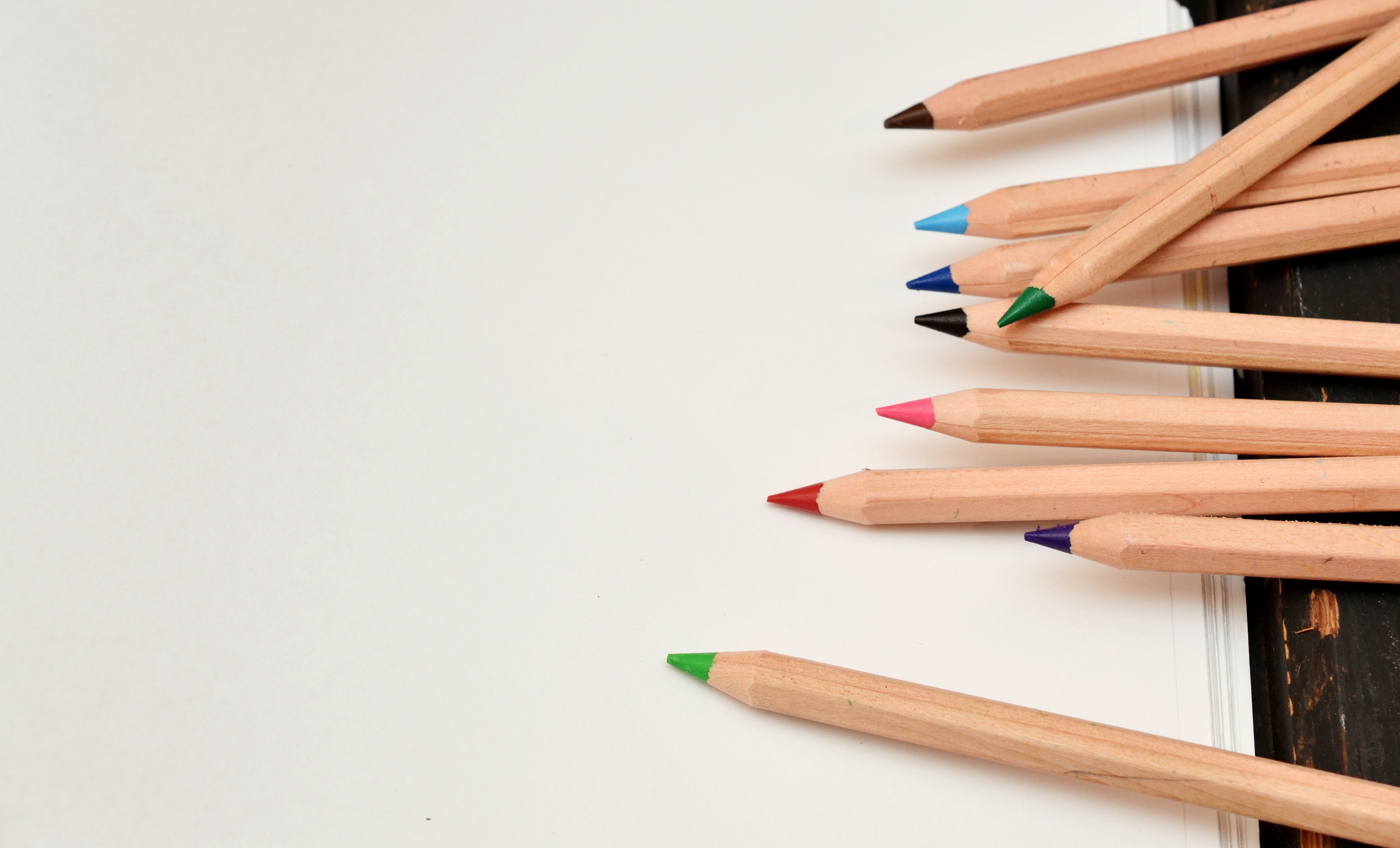 wood - Material, colored pencils, 4K, color, pens, leaf, pencil, in a row, tips on, assorted, large group of objects, surface, education, wooden, no people, HD Wallpaper