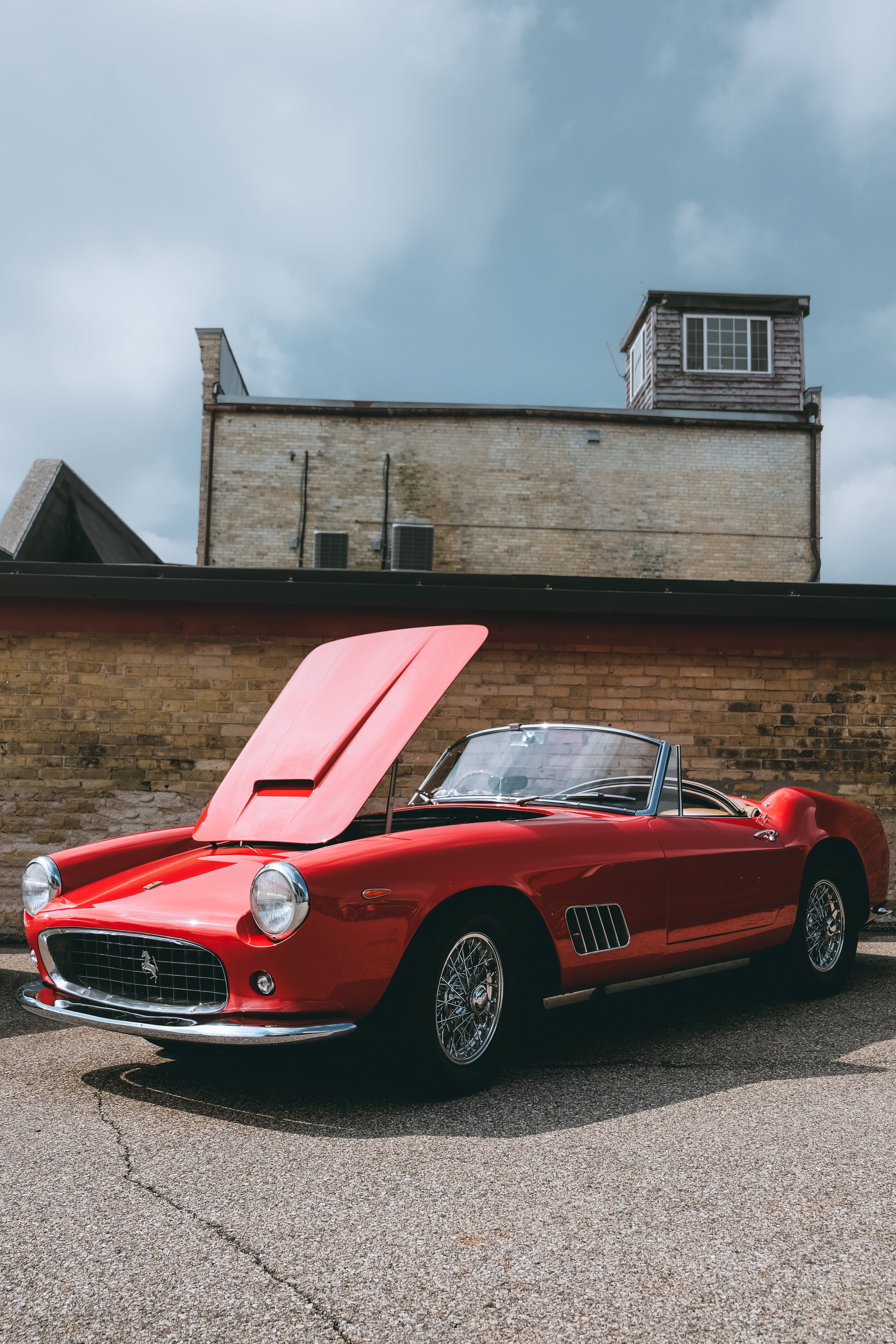 shiny, italian, outdoors, history, vintage, vintage Car, no People, old, car, obsolete, hood, near, ferrari, classic, luxury, wall, elegance, old-fashioned, Phone HD Wallpaper