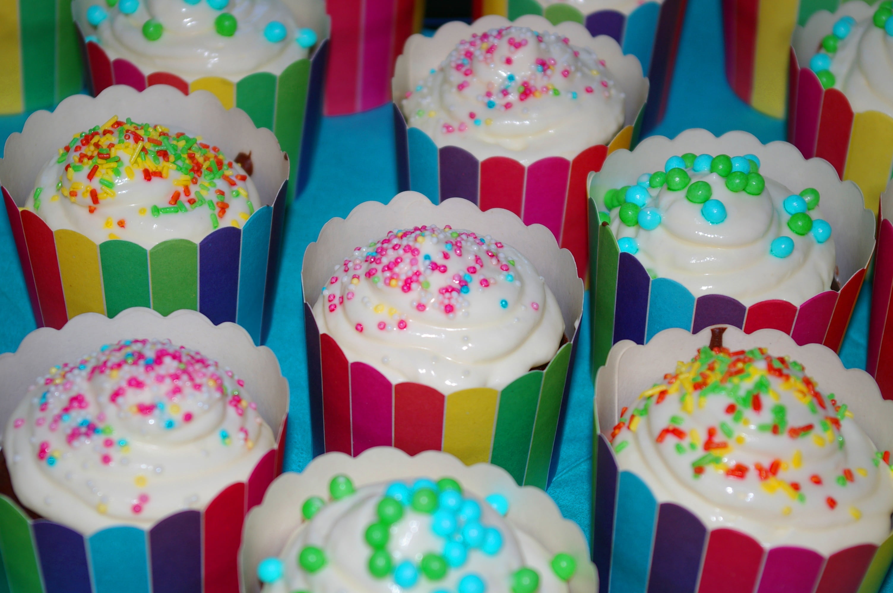 dessert, delicious, no people, sweetness, small cakes, choice, tasty, childrens birthday, sweet food, pearl edible, tart, lot, confectionery, sweet dish, HD Wallpaper
