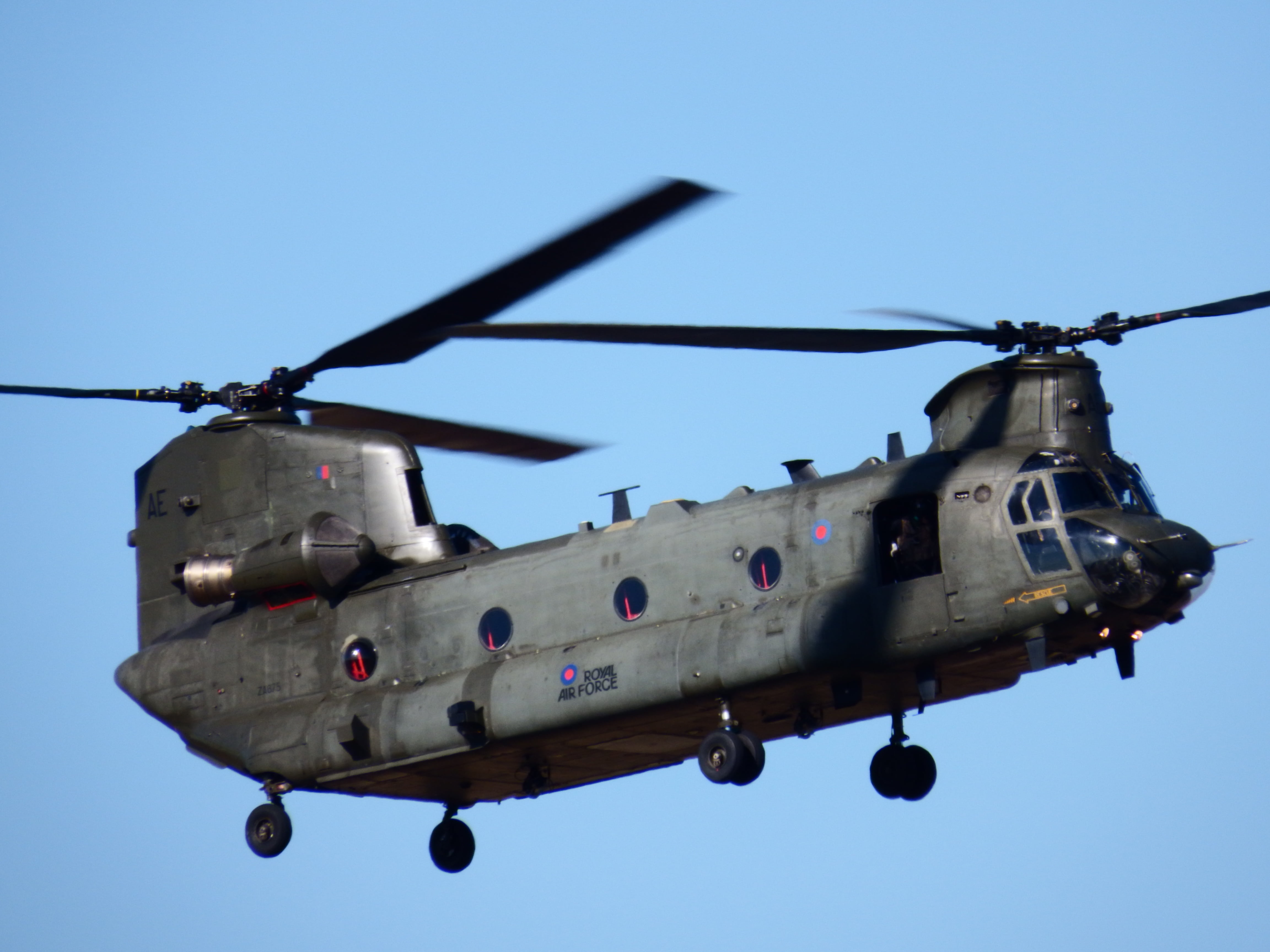 war, side view, mode of transportation, military, government, motion, helicopter, nature, flying, military training, chopper, on the move, outdoors, armed Forces, HD Wallpaper