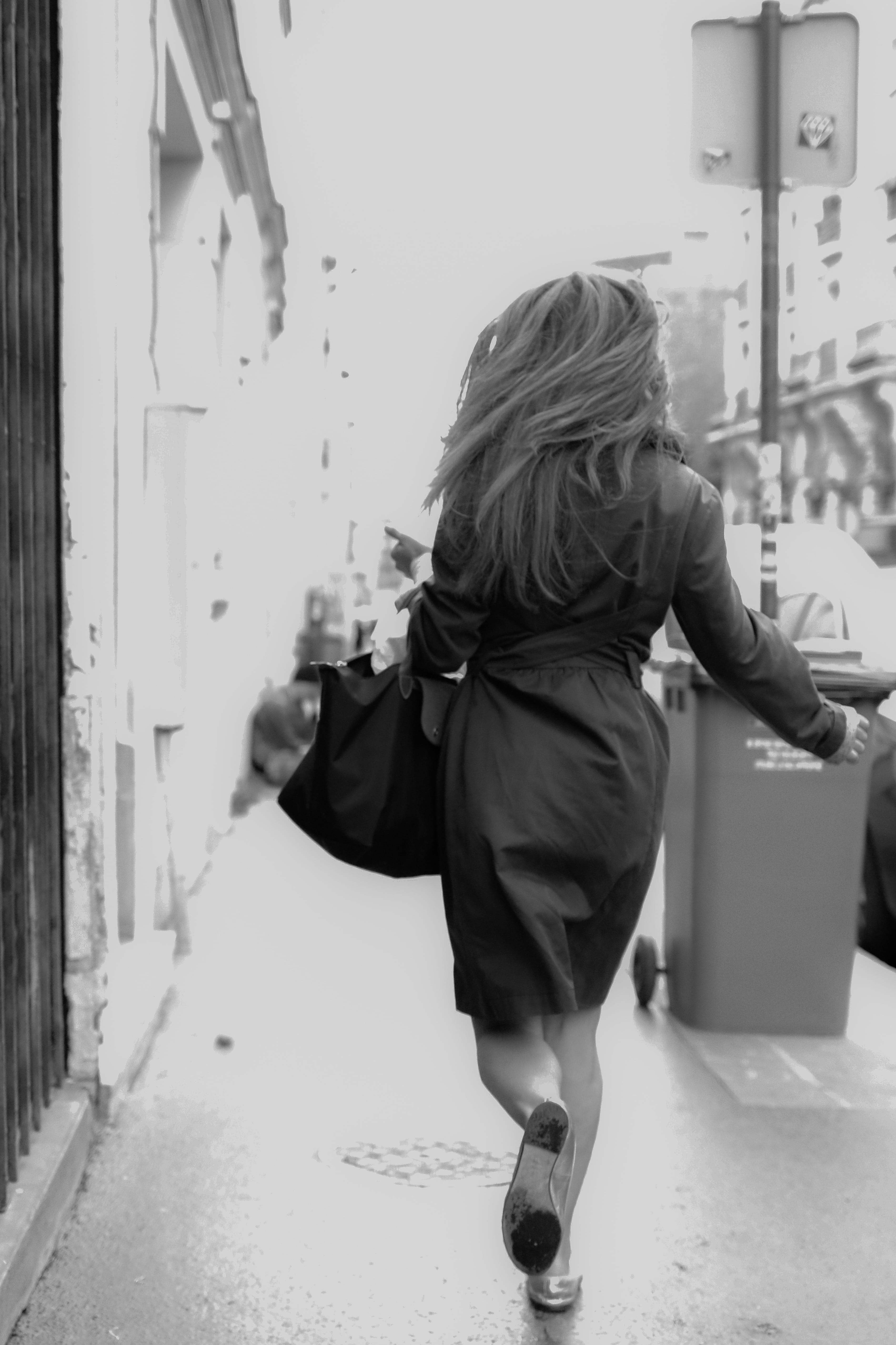 sidewalk, love, real people, nastygilrs, paris, lifestyle, black white, 5K, rear view, building exterior, girl, lovelife, streetlife, black And White, Phone HD Wallpaper