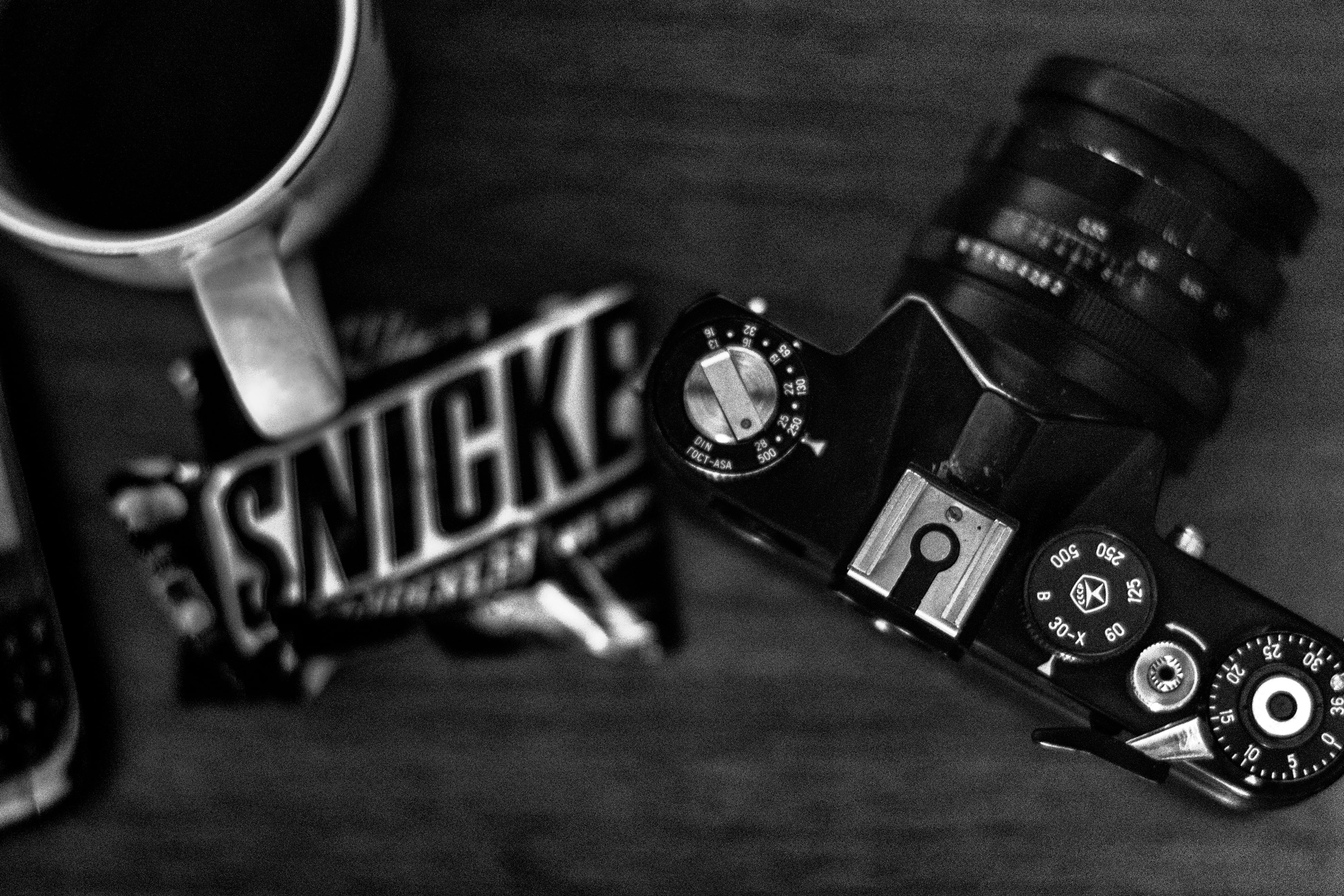 camera - Photographic Equipment, old, old-fashioned, high angle view, photo, style, retro Styled, chocolate, selective focus, cup, black and white, still life, HD Wallpaper