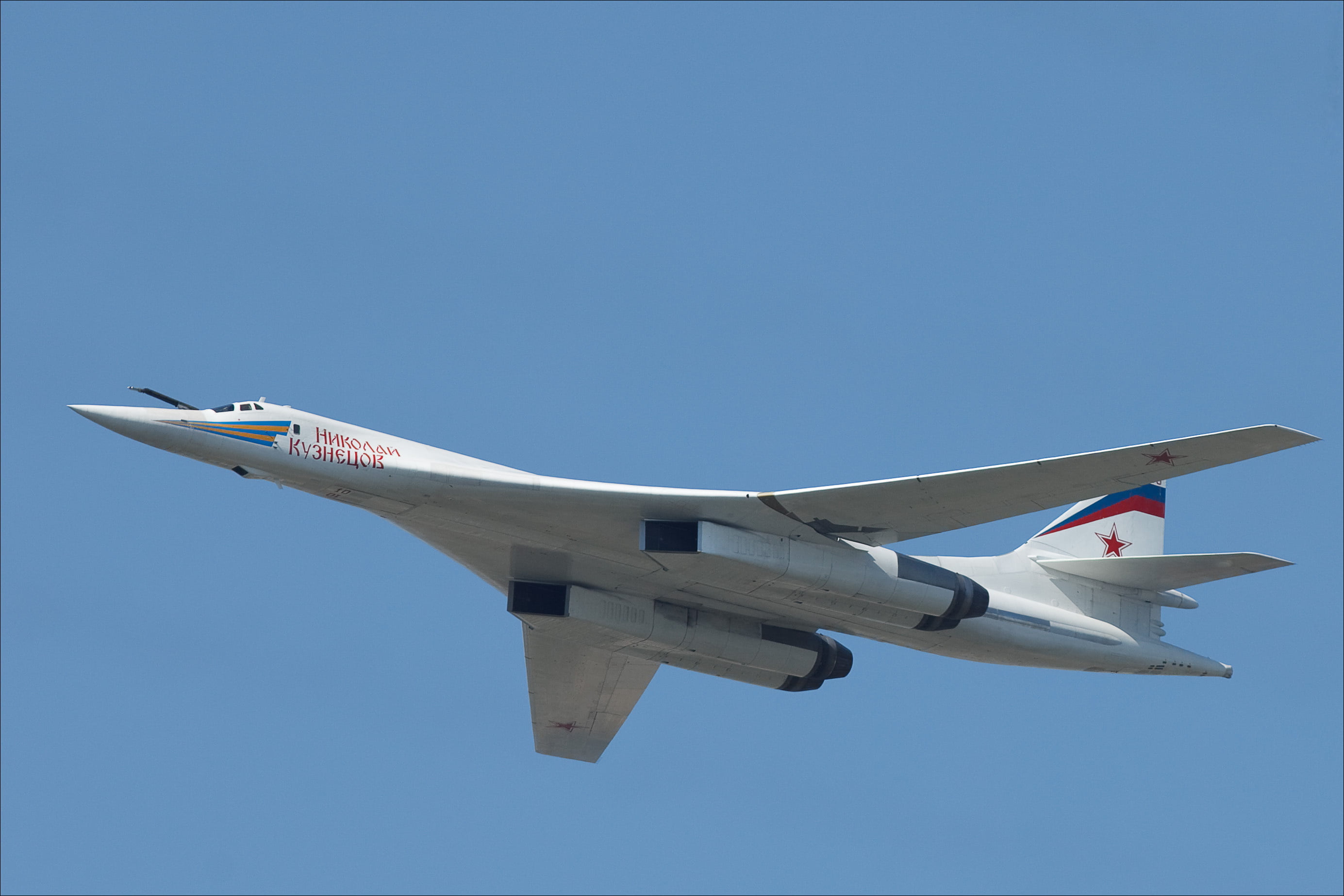 military airplane, aircraft Wing, Supersonic, business, army, no people, Tupolev, mode of Transport, motion, technology, aerobatics, commercial Airplane, HD Wallpaper