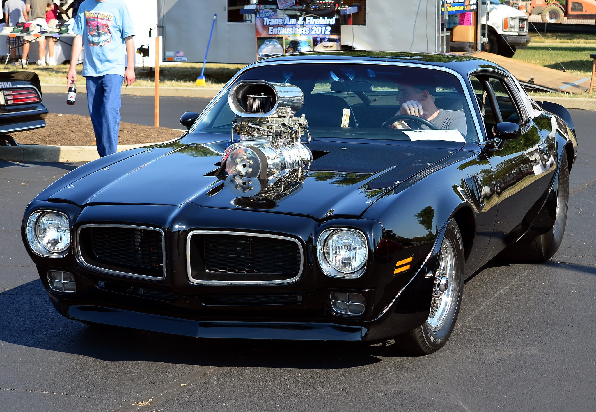 real people, one person, retro styled, street, 1975 Pontiac Firebird, stationary, day, standing, headlight, car, motor vehicle, incidental people, road, HD Wallpaper