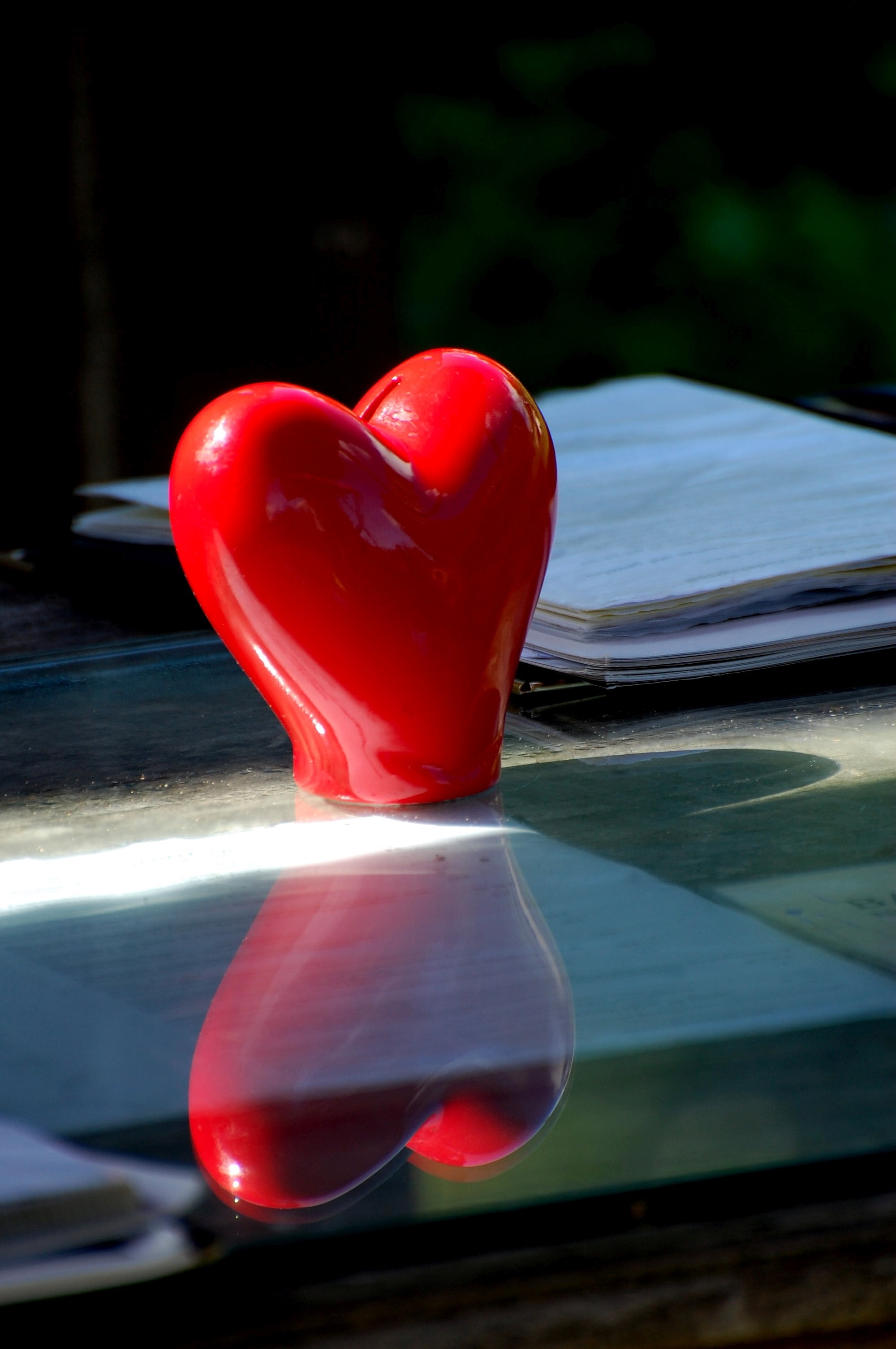 water, inflatable, heart shape, day, reflection, red, no people, transparent, plastic, swimming pool, light, positive emotion, single object, outdoors, Phone HD Wallpaper