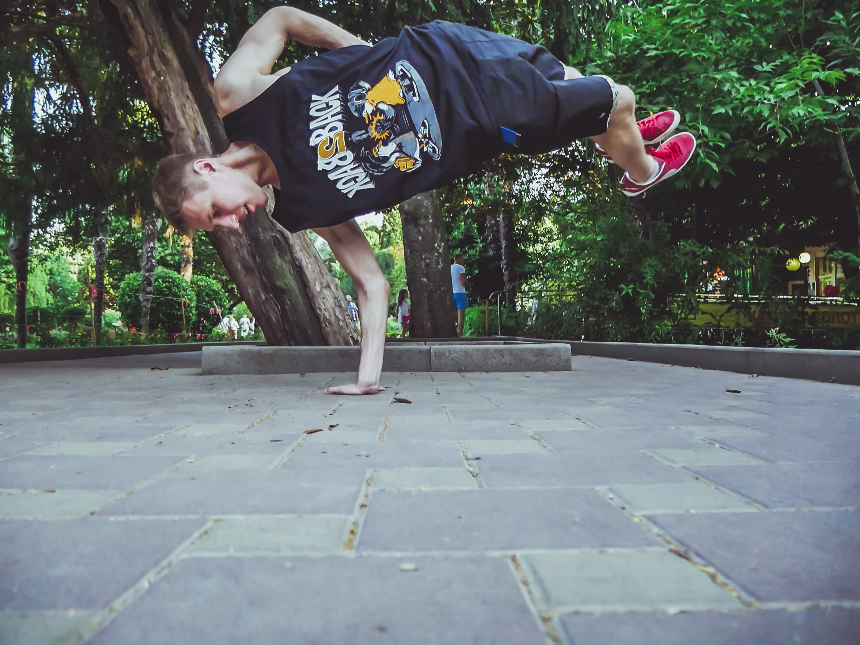 females, leg, skill, teenager, people, trees, lifestyles, action, guy, motion, strength, day, hairstyle, daytime, plant, childhood, performance, performer, HD Wallpaper