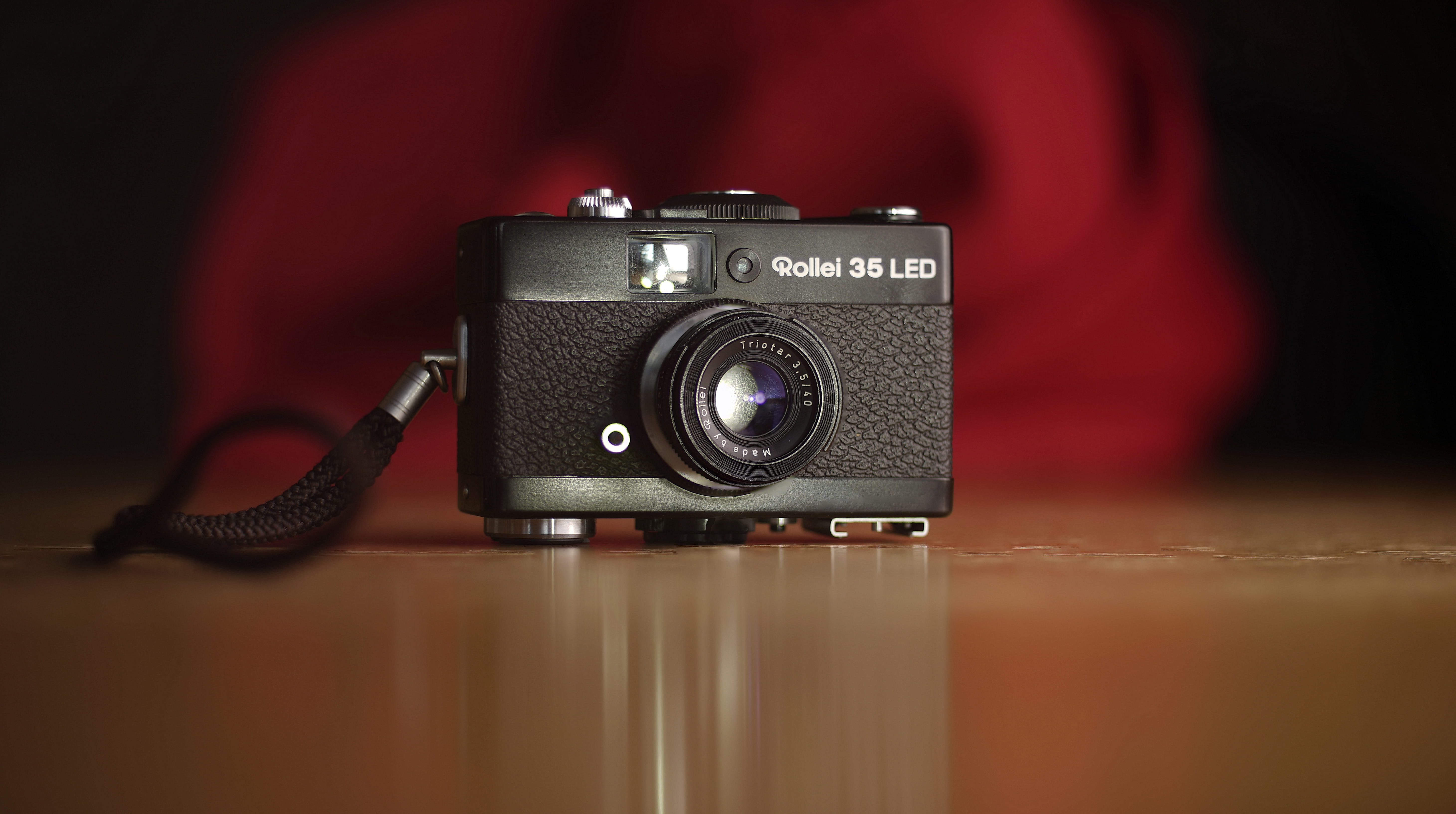 lifestyle, slr camera, photographing, adapter, vintage, 5K, film, indoors, retro styled, focus on foreground, computer, communication, analog, filming, HD Wallpaper