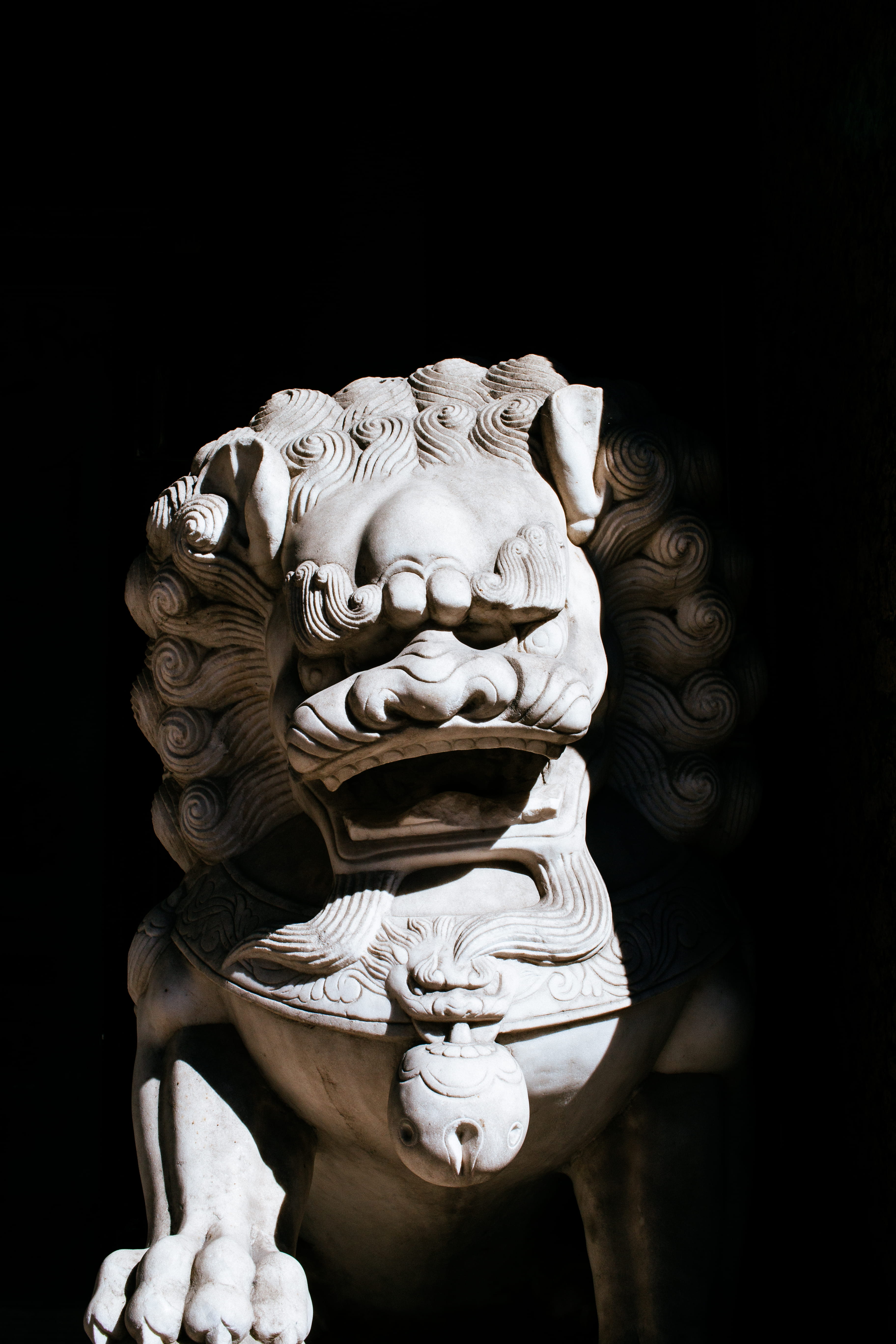 human, head, mammal, human representation, canada, chinese, bust, ornate, art, creativity, carving, no people, gargoyle, indoors, craft, architecture, statue, Phone HD Wallpaper