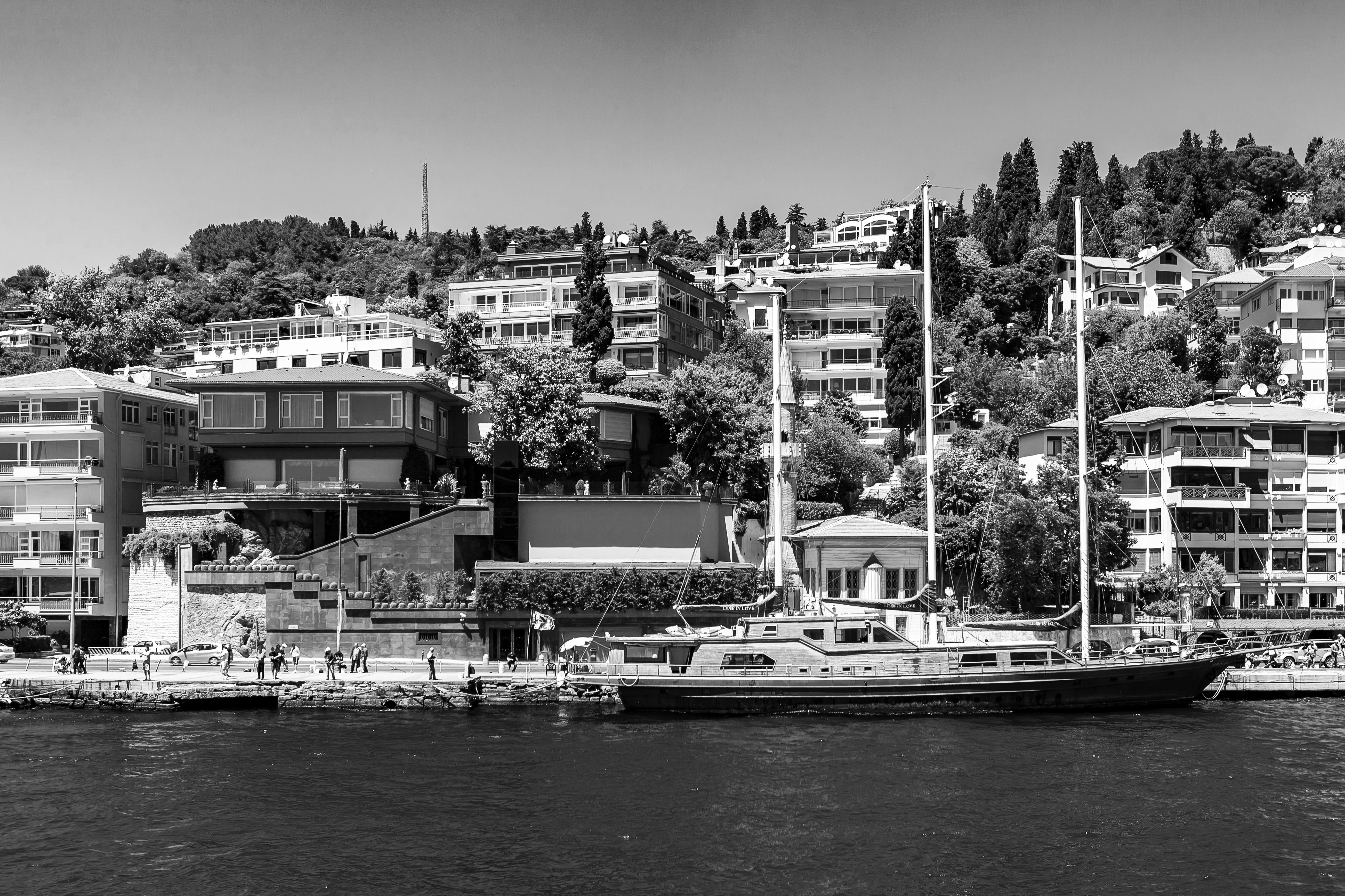 shore, sailboat, no people, architecture, day, landscape, bosphorus, marmara, nature, hulki okan tabak, river, plant, outdoors, building exterior, sky, HD Wallpaper