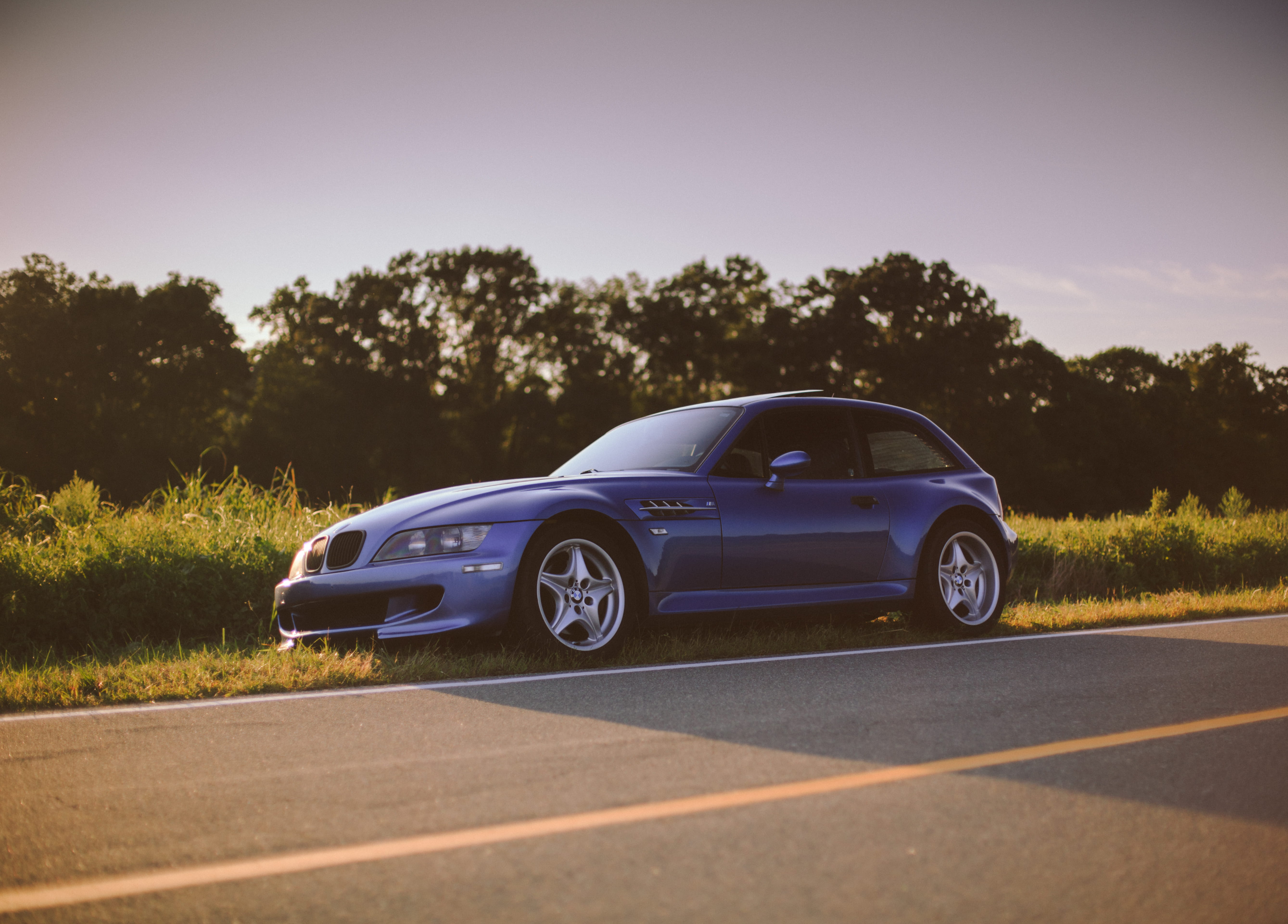 road trip, z3, travel, sky, 5K, marking, motor vehicle, mode of transportation, luxury, symbol, golden hour, on the move, drive, car, road marking, plant, HD Wallpaper