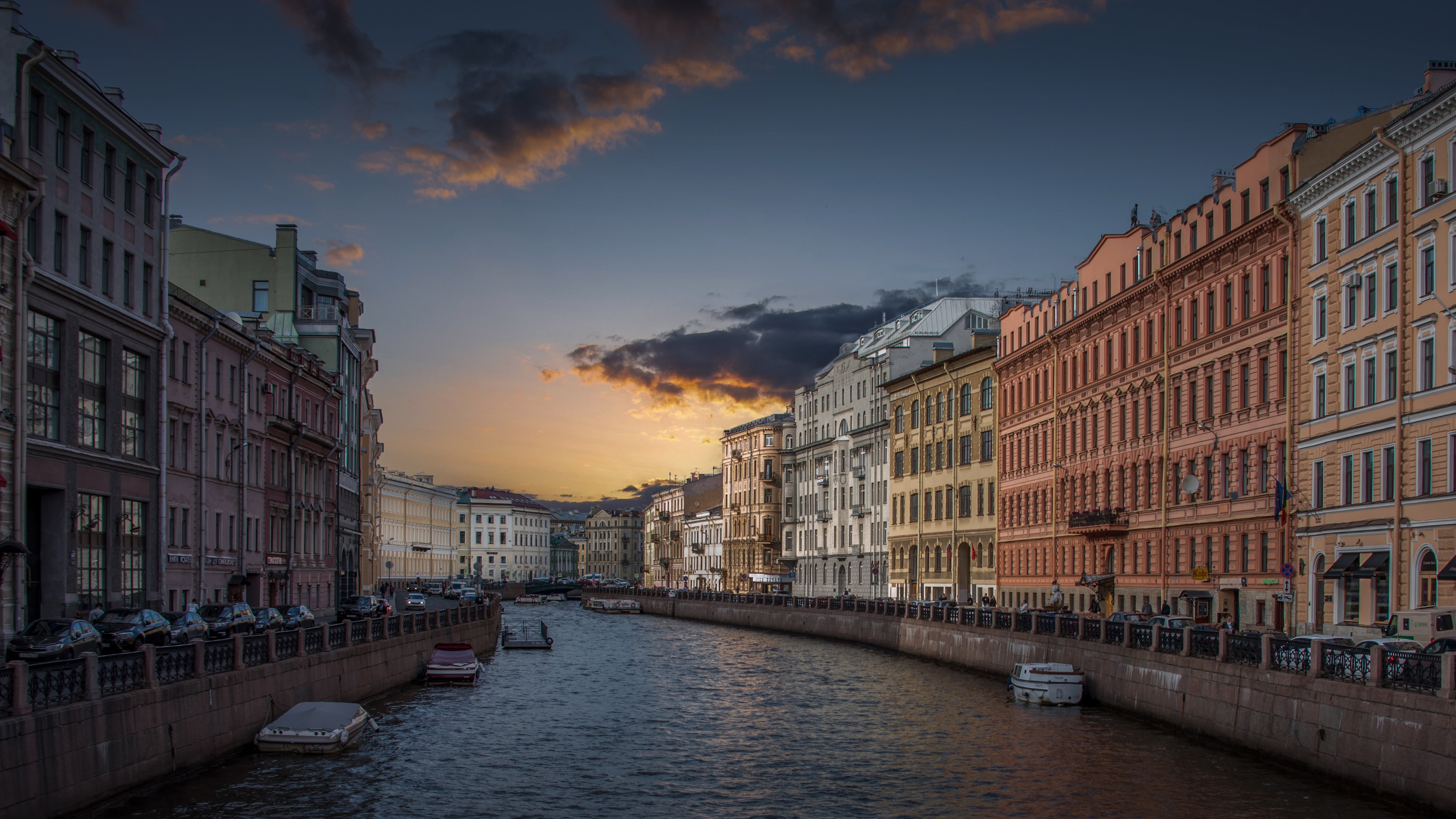 Moyka River, embankments, building, Russia, home, boats, Saint Petersburg, river, 4K, HD Wallpaper
