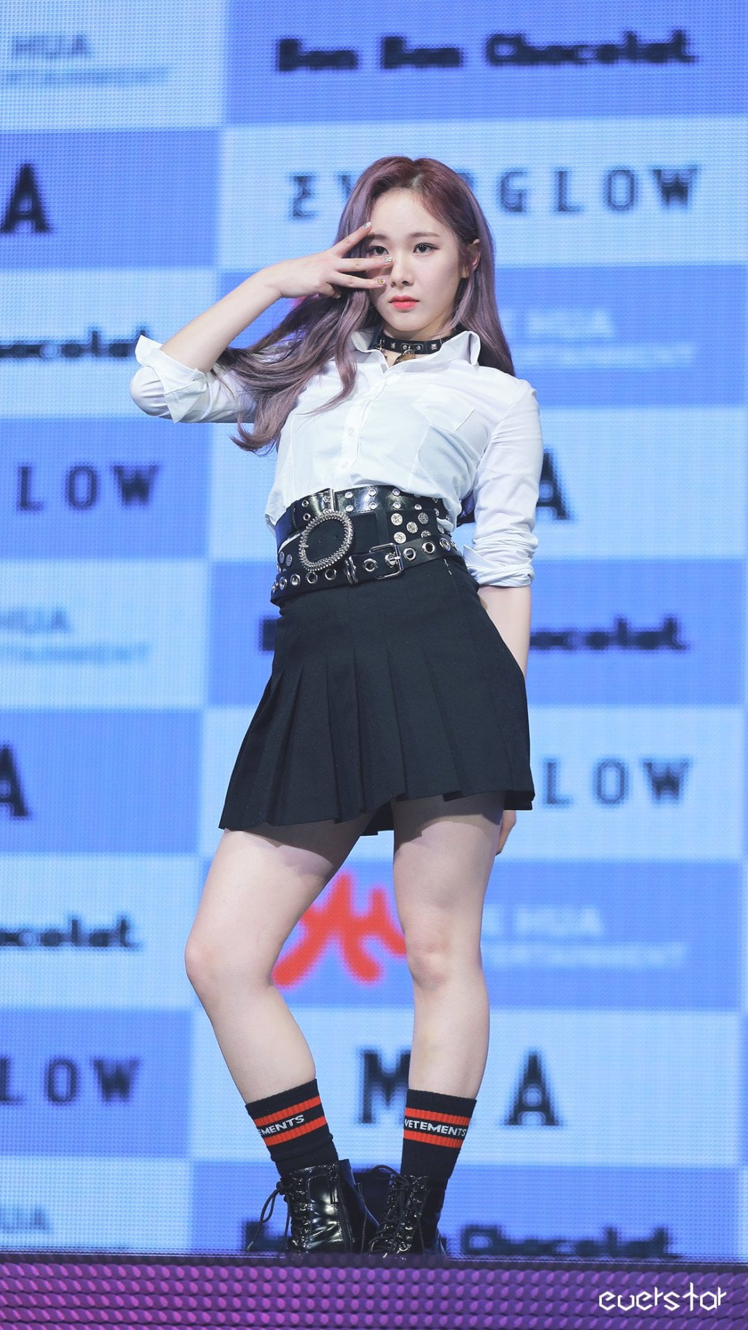1080P, K-pop, EVERGLOW, Mia (Han Eunji), Phone HD Wallpaper