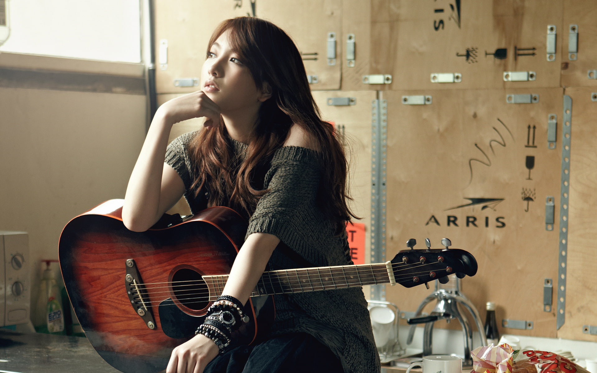 girl, Black, South Korea, guitar, Asian, music, 1080P, k-pop, HD Wallpaper
